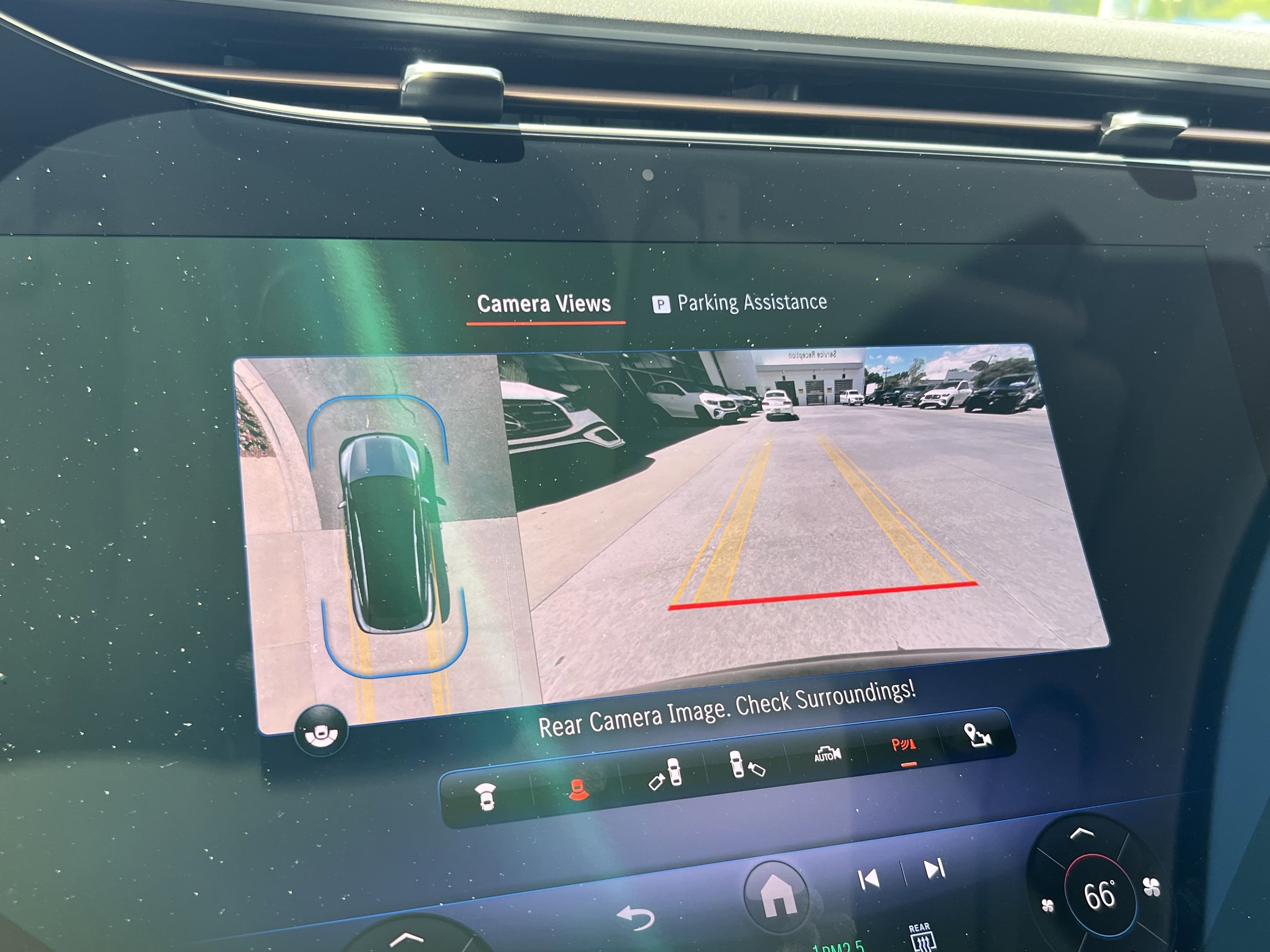 Vehicle photo 23