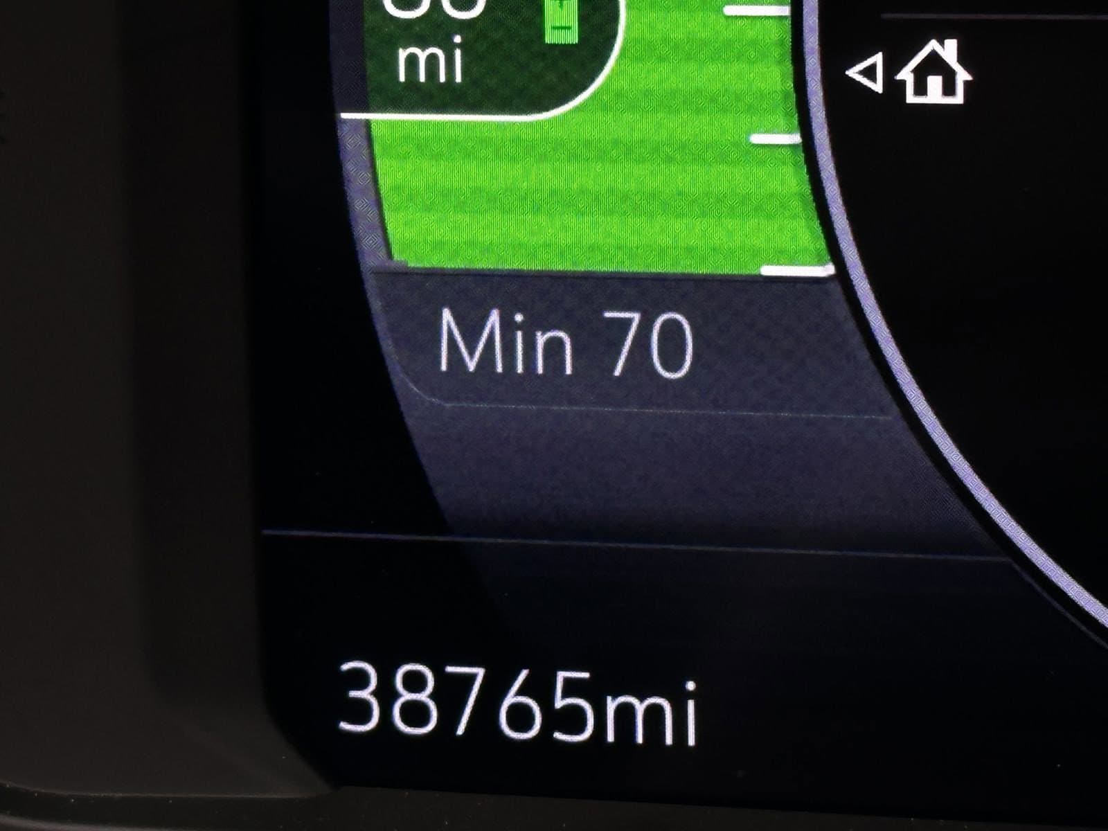 Vehicle photo 19