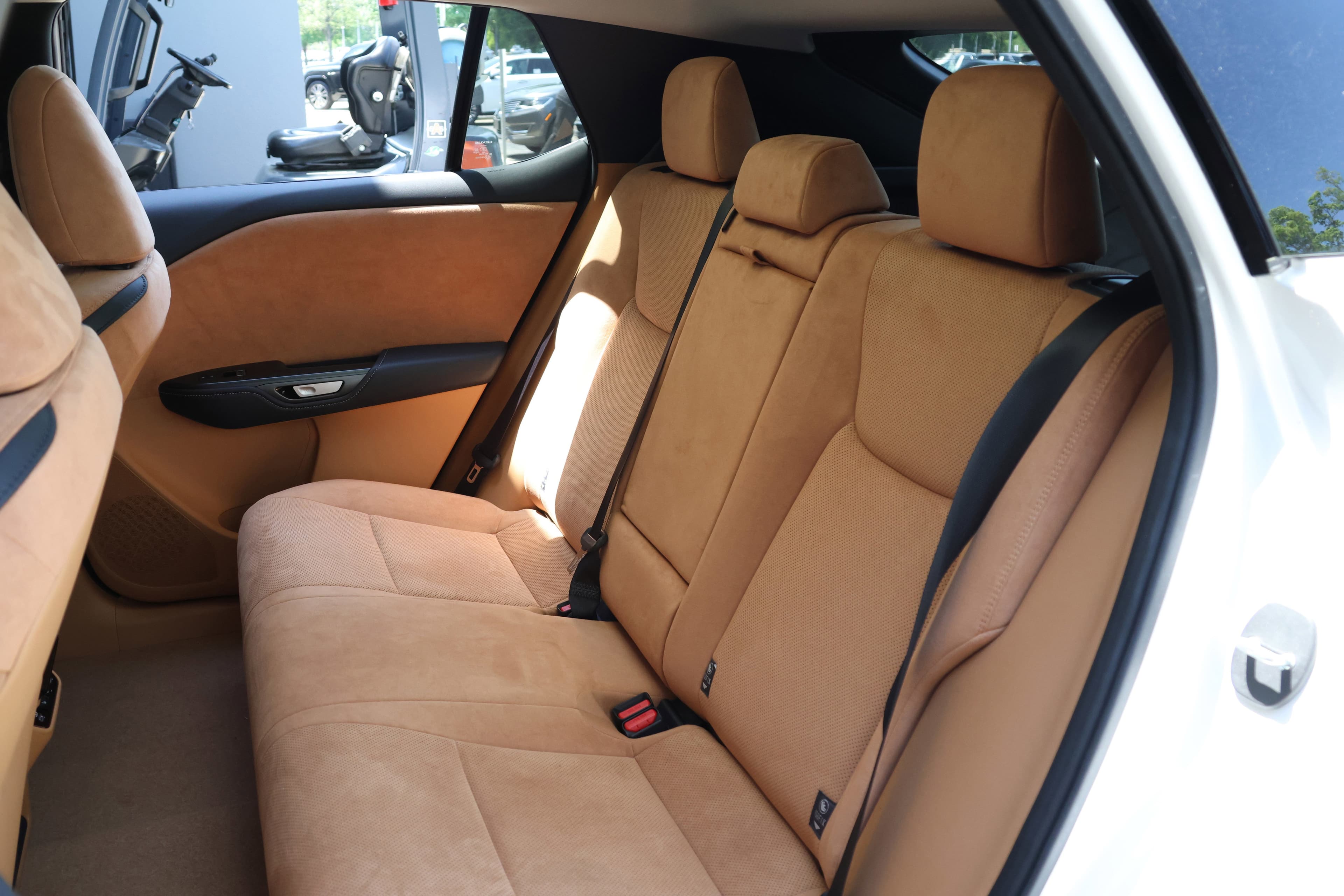 Vehicle photo 39