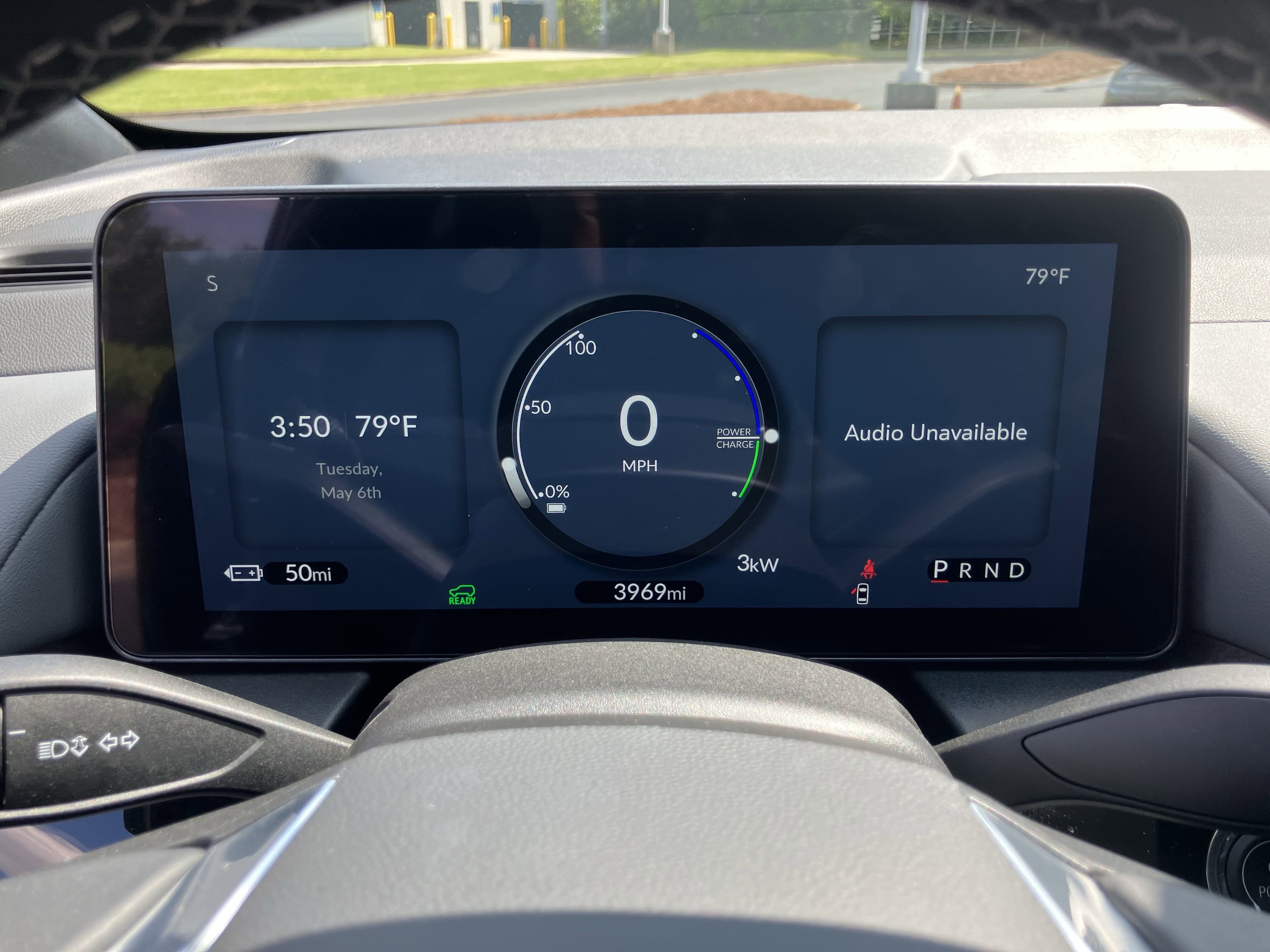 Vehicle photo 22