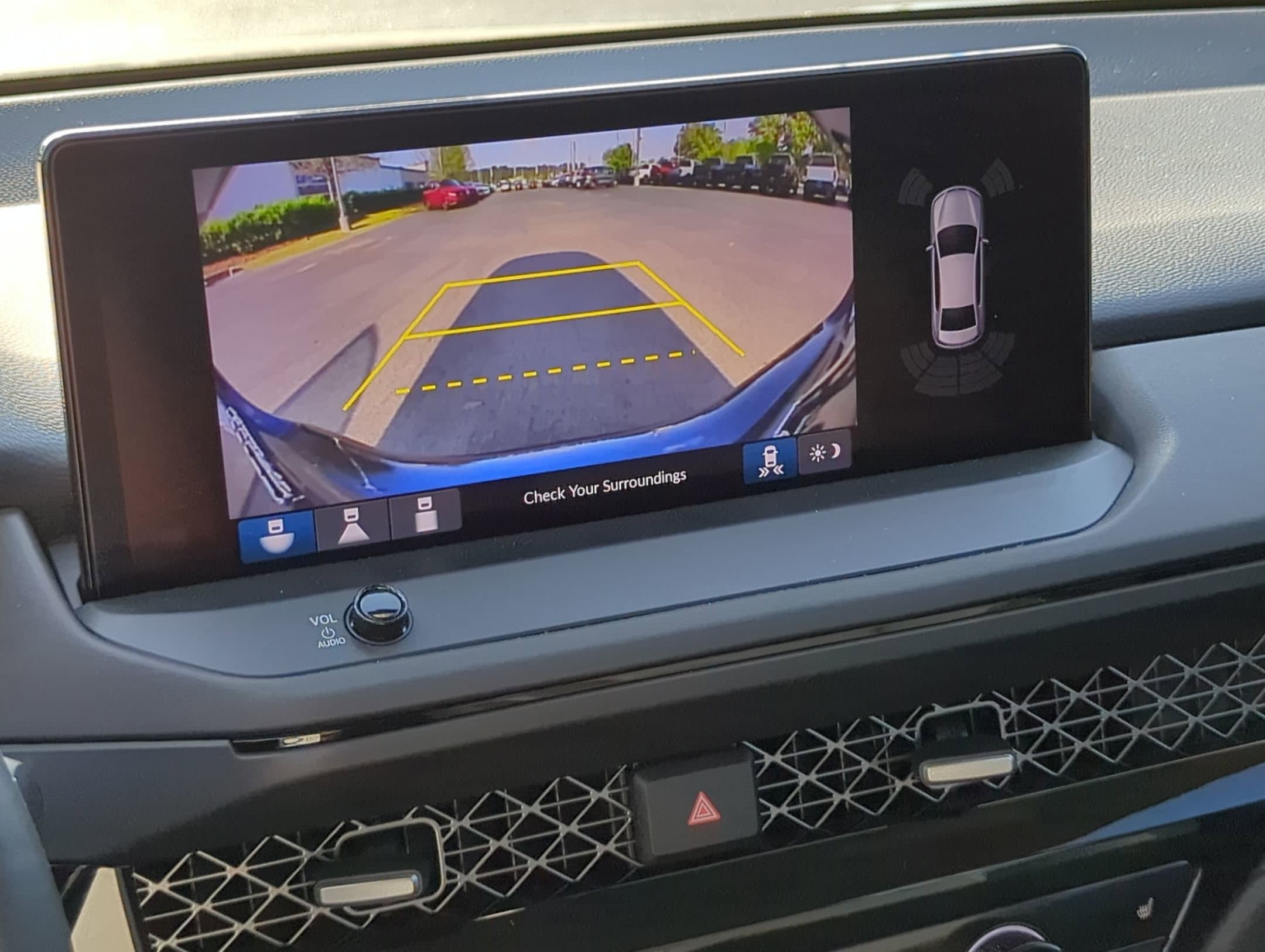 Vehicle photo 22