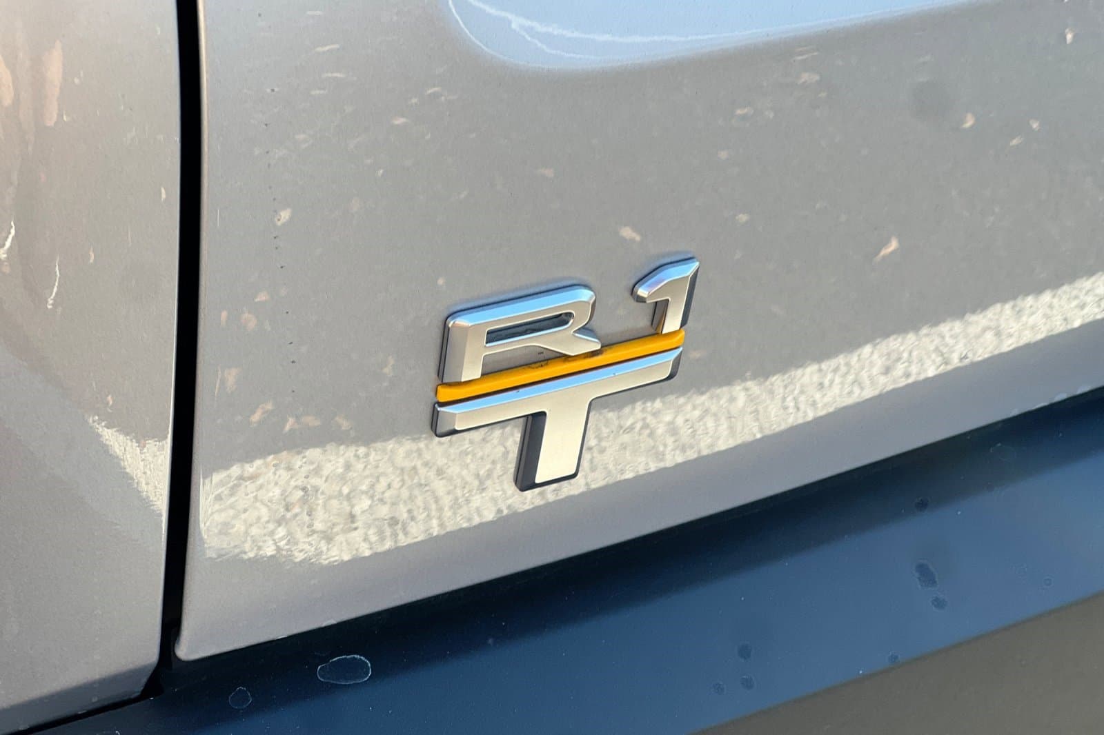 Vehicle photo 35
