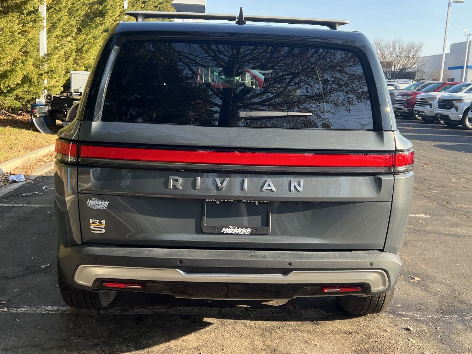 Vehicle photo 7