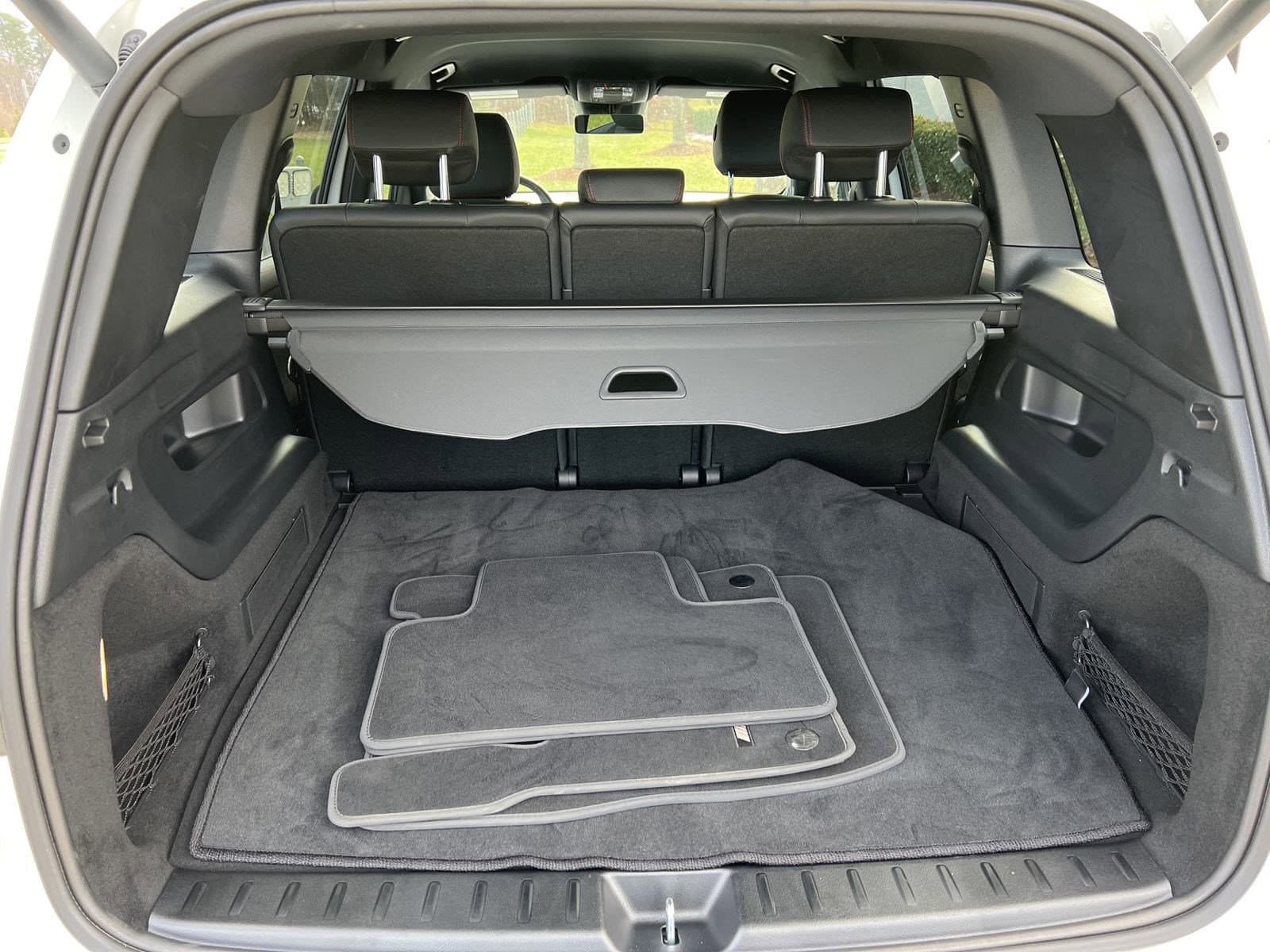 Vehicle photo 32