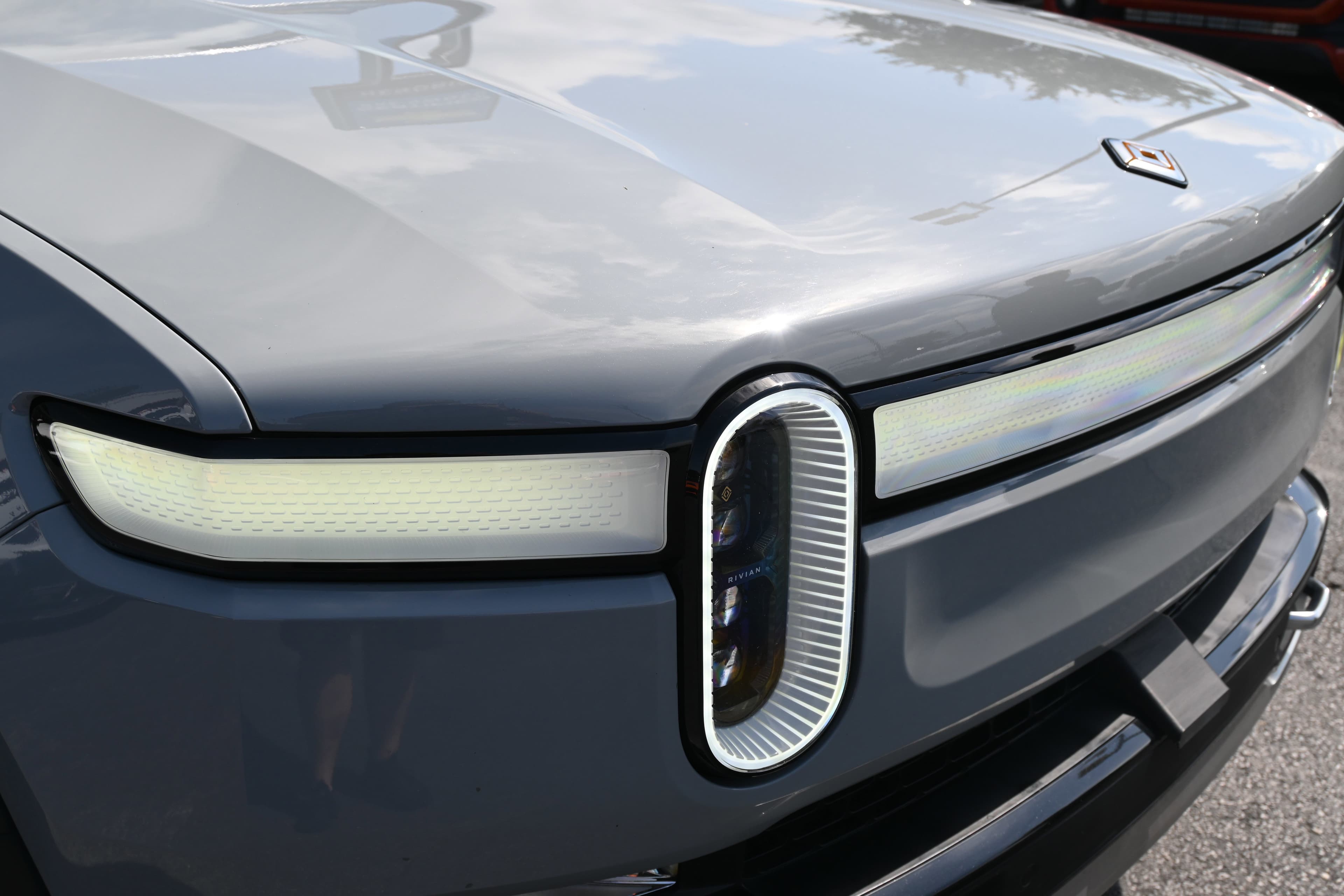 Vehicle photo 10