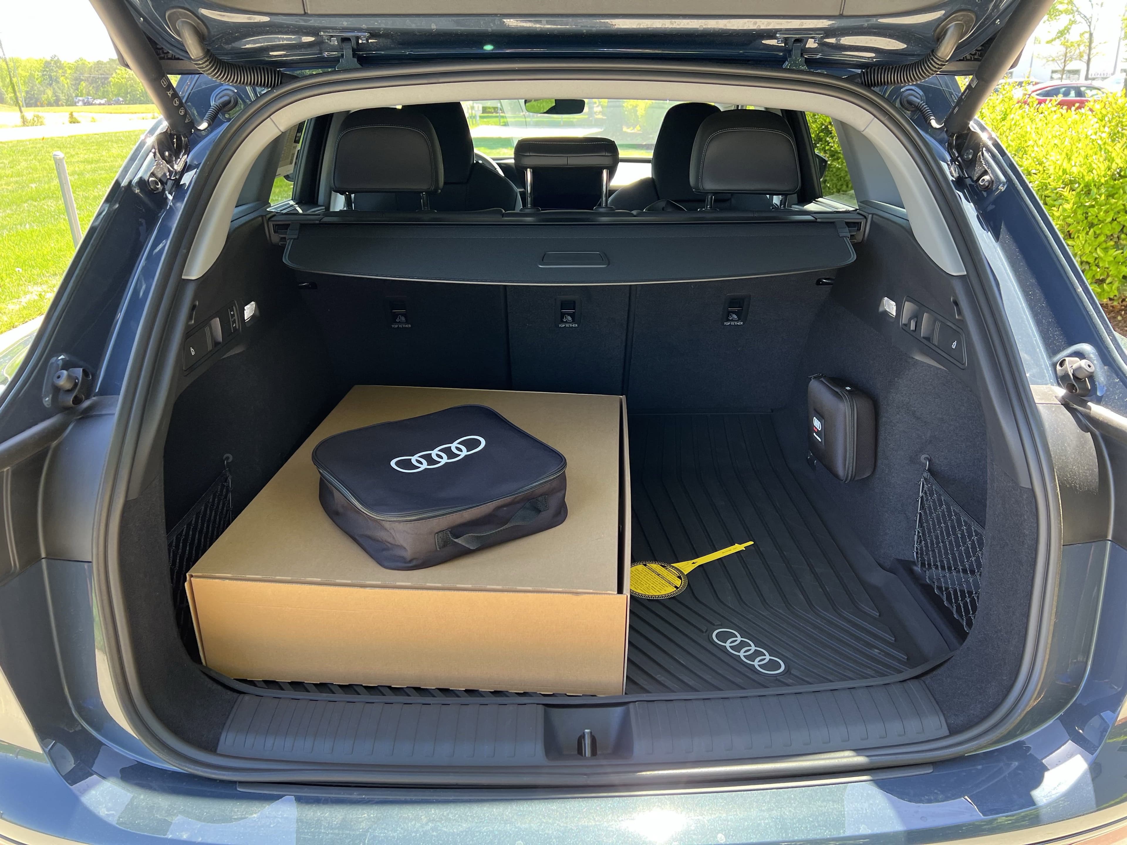 Vehicle photo 32