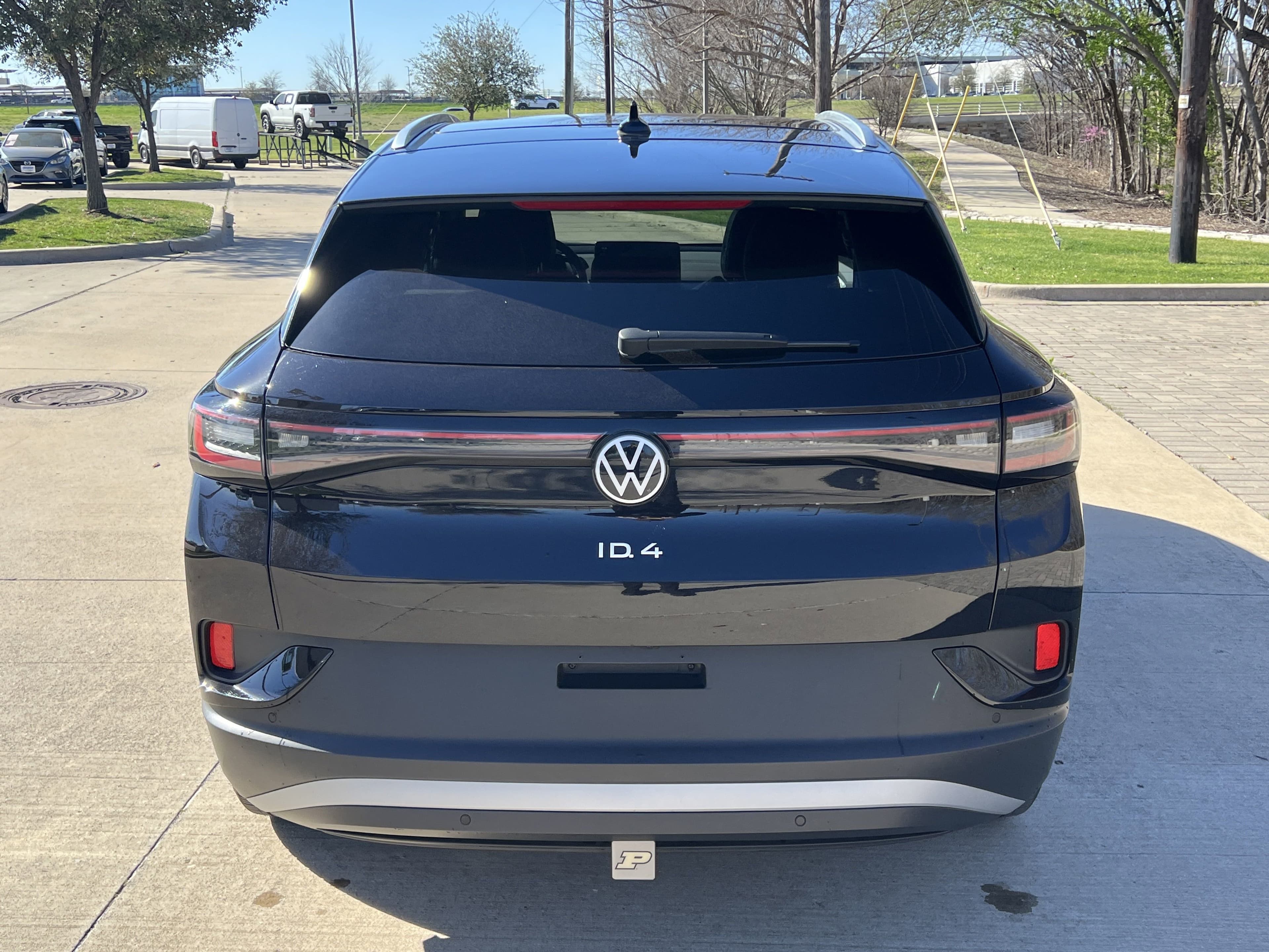 Vehicle photo 7