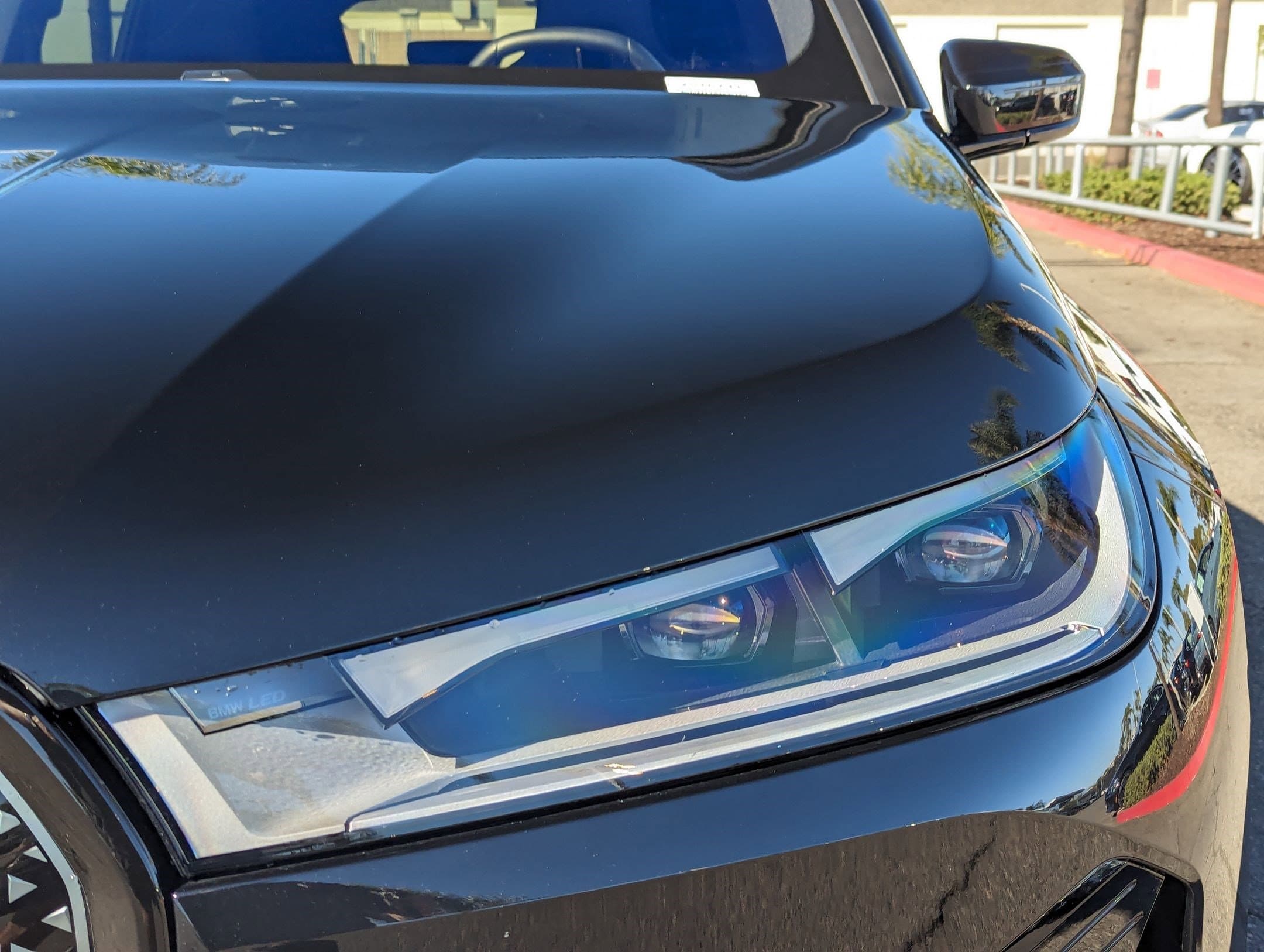 Vehicle photo 4