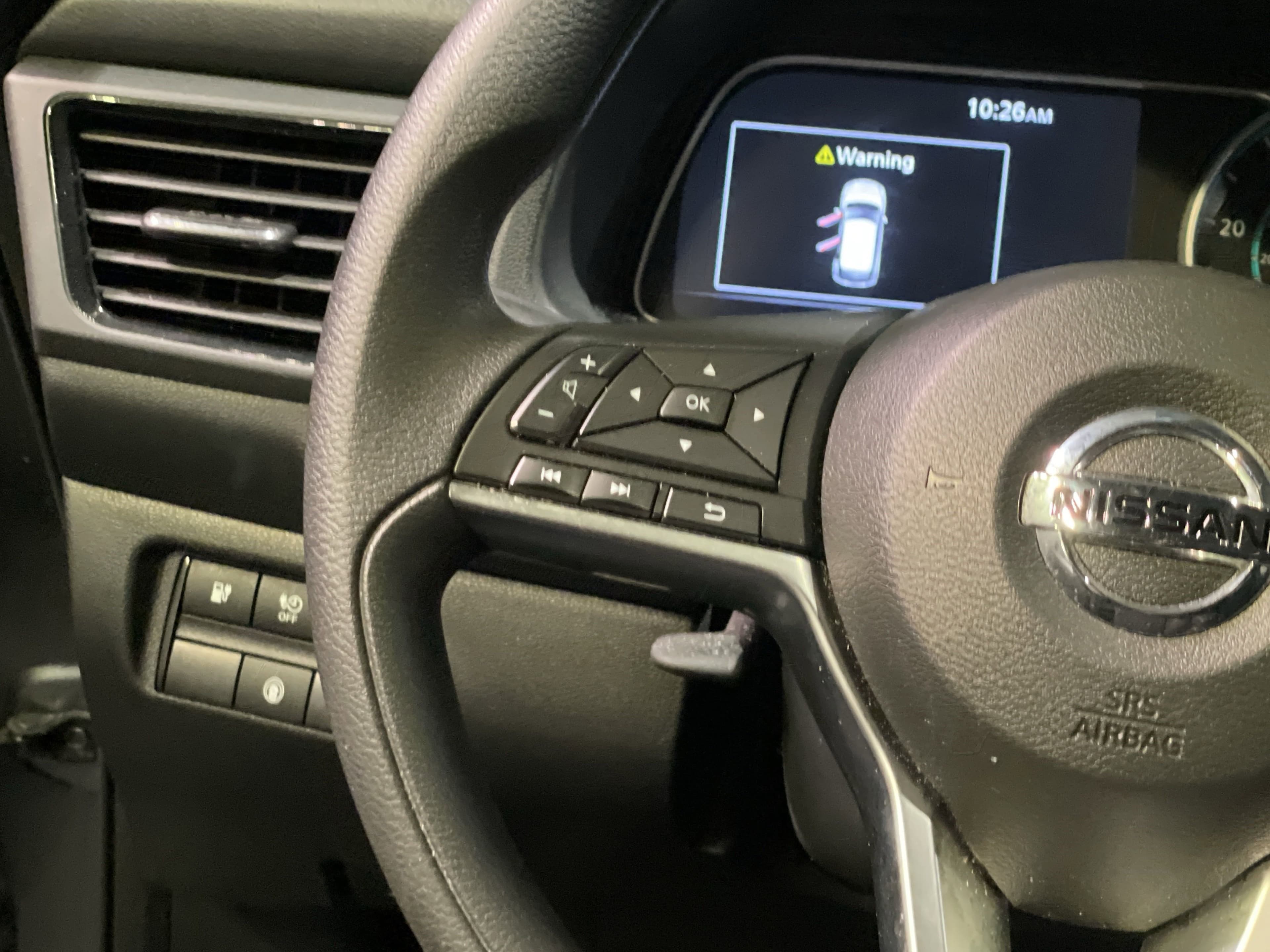 Vehicle photo 17