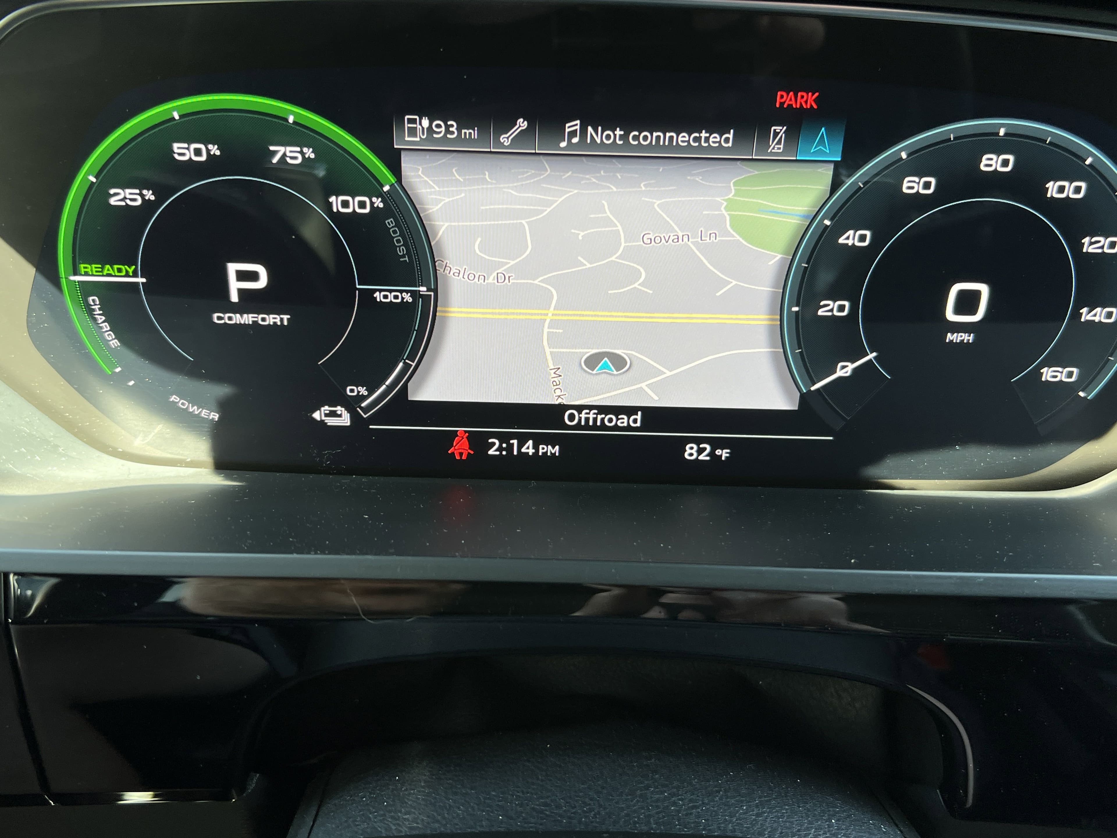 Vehicle photo 19