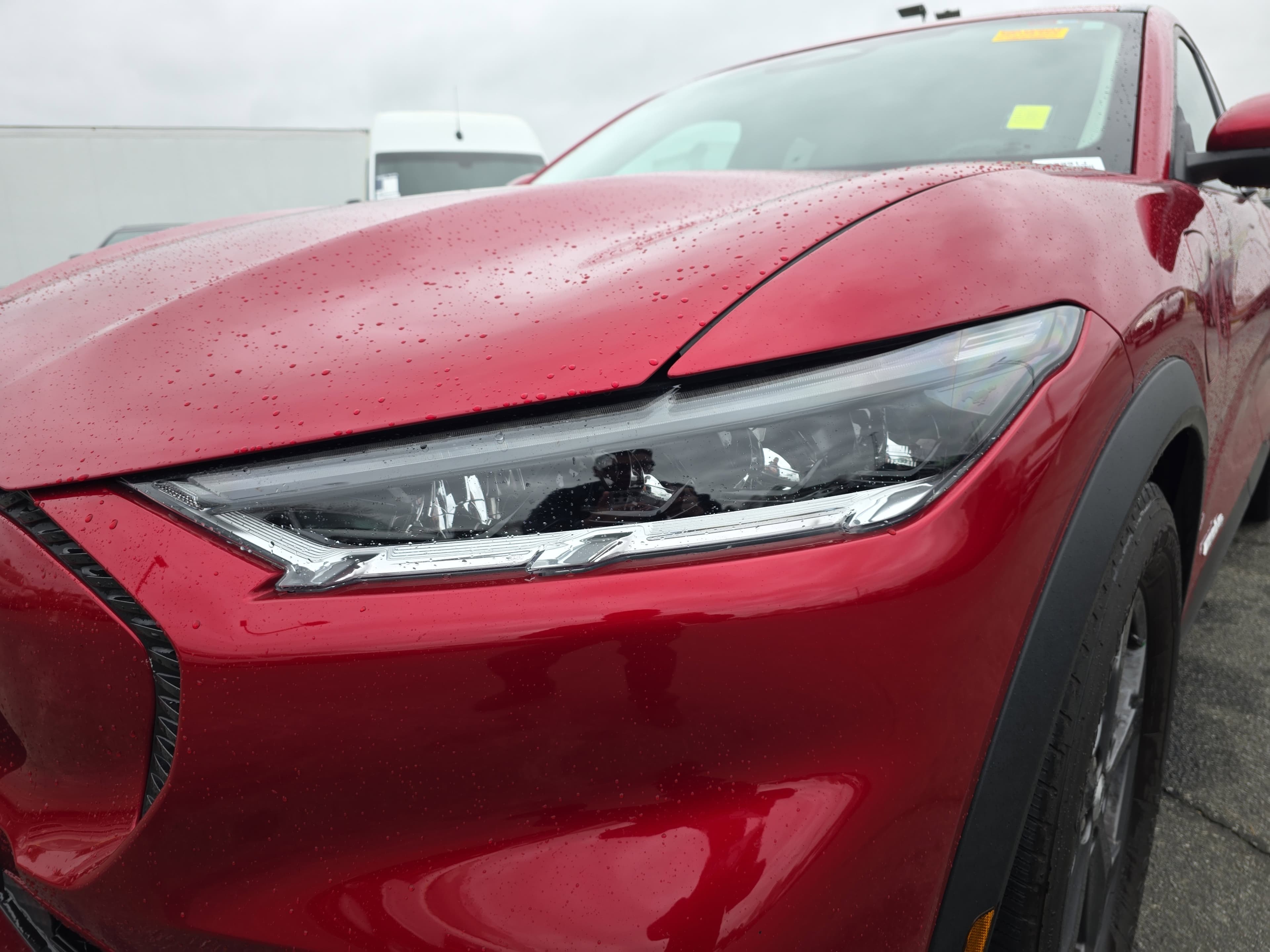 Vehicle photo 4