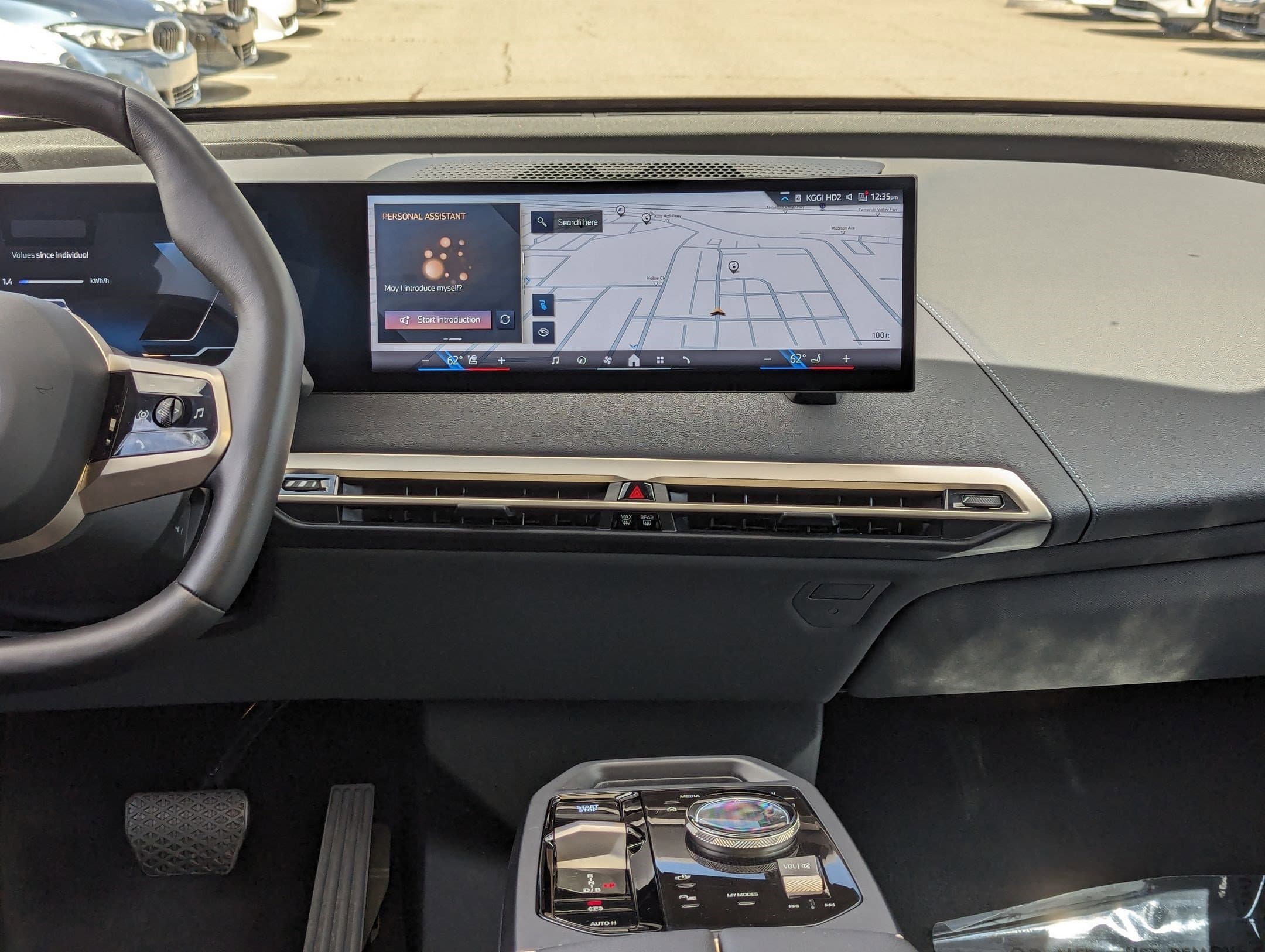 Vehicle photo 29