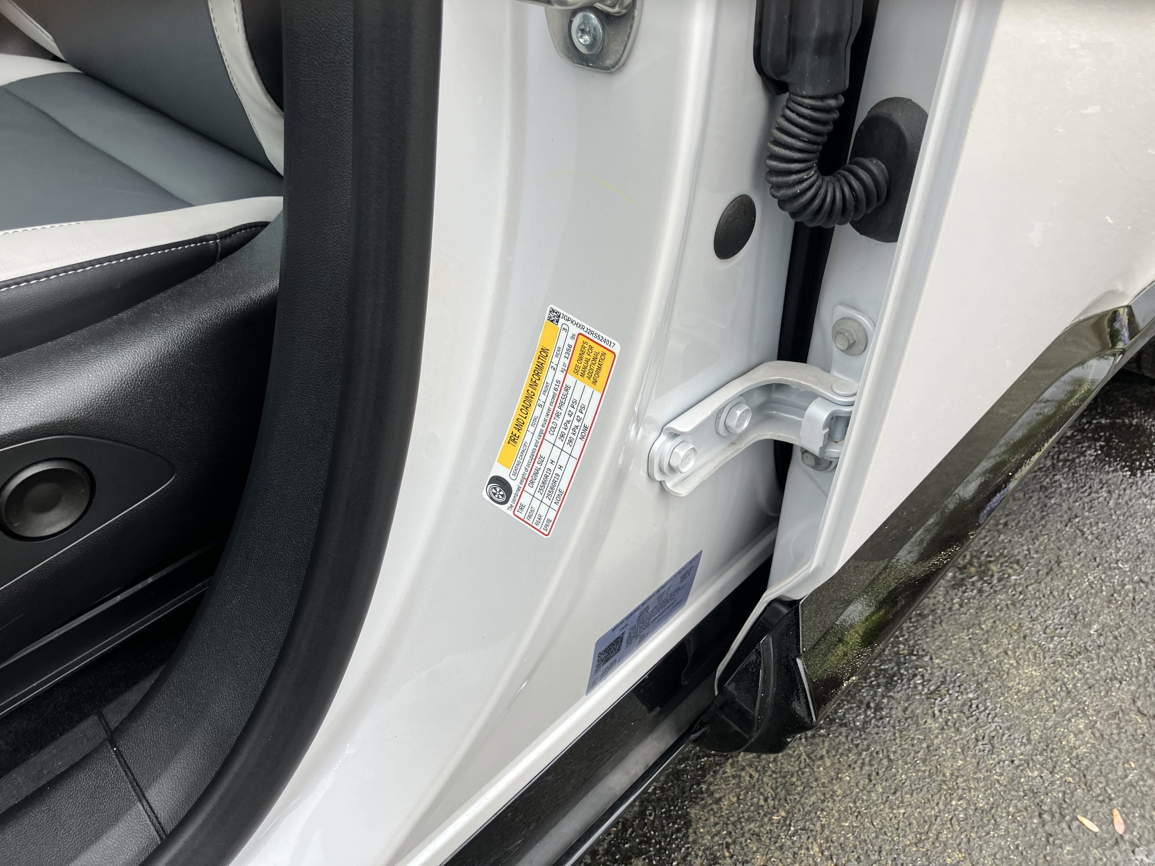 Vehicle photo 29