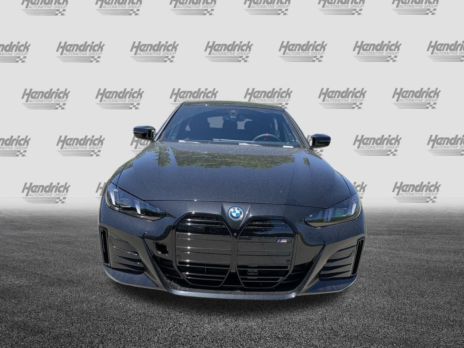 Vehicle photo 2