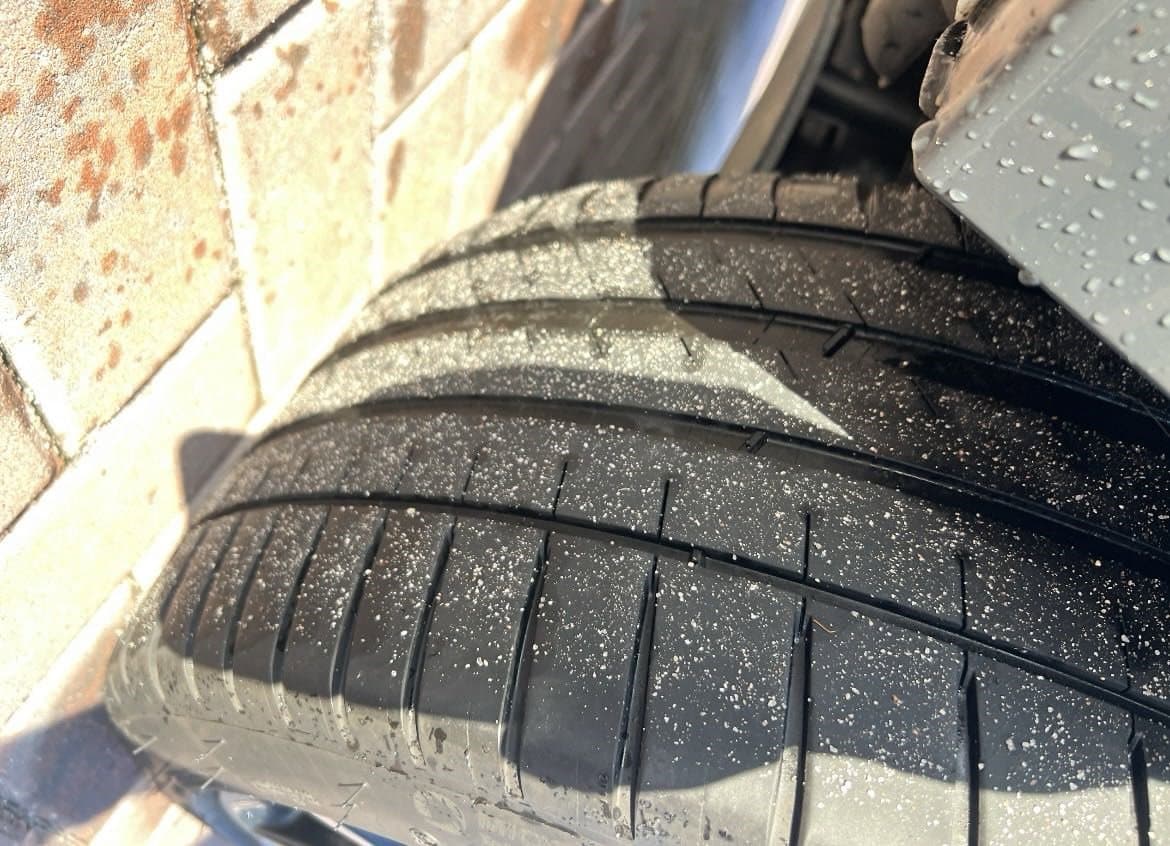 Vehicle photo 10