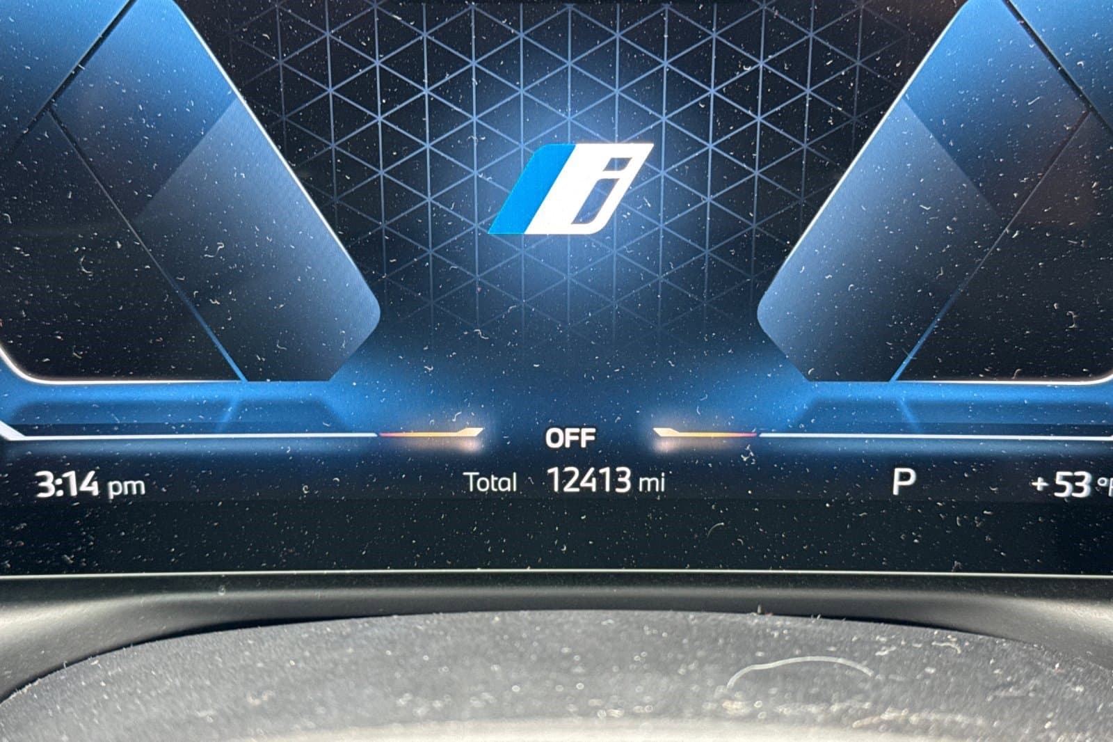 Vehicle photo 32