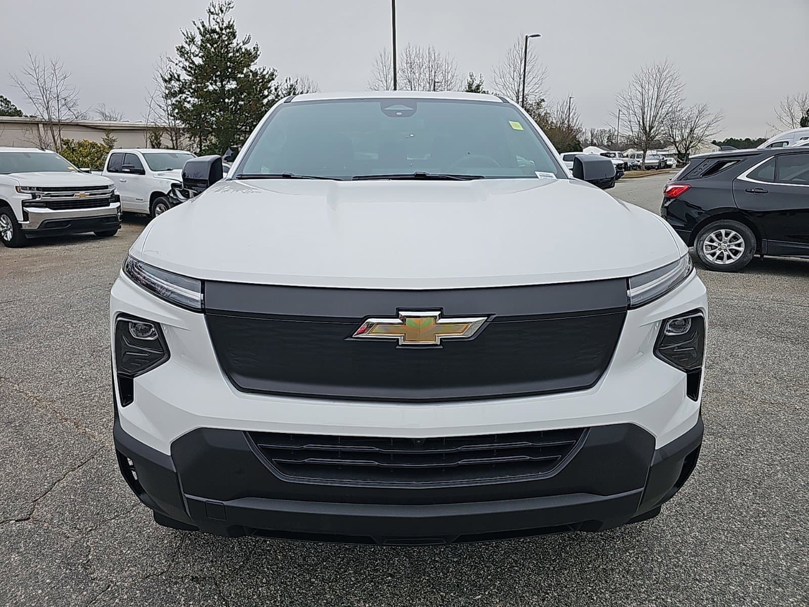 Vehicle photo 2