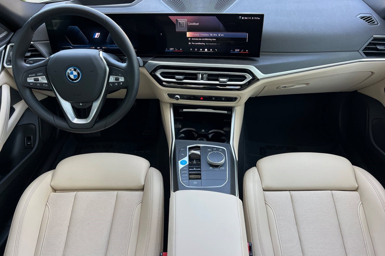 Vehicle photo 15