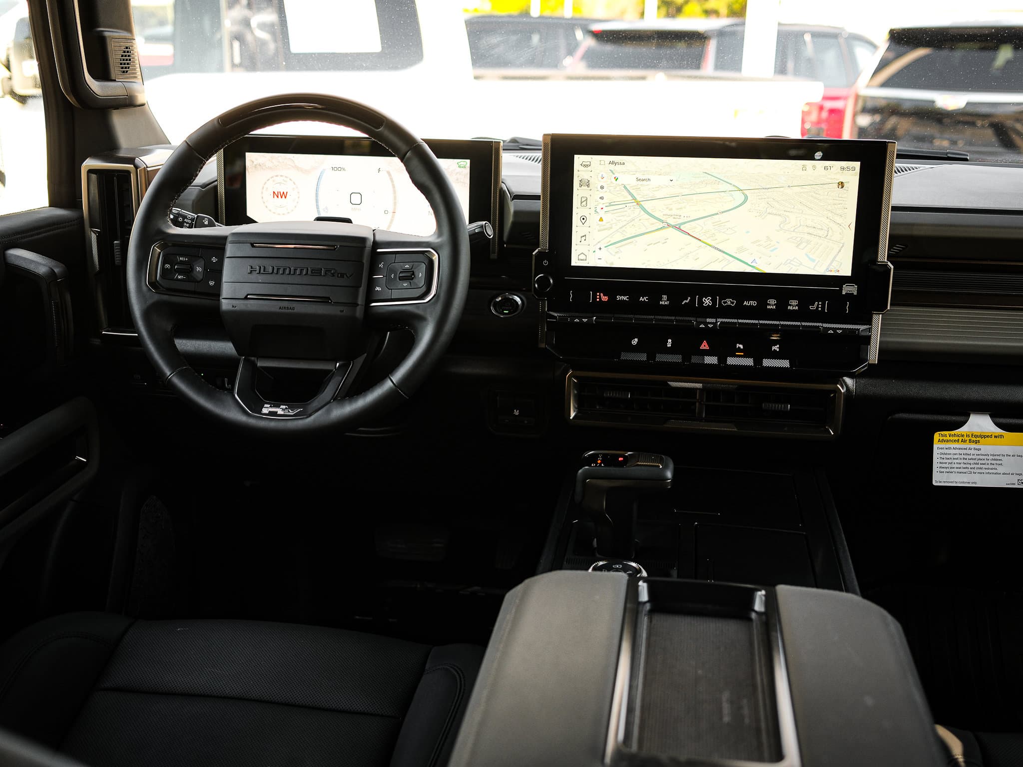 Vehicle photo 27
