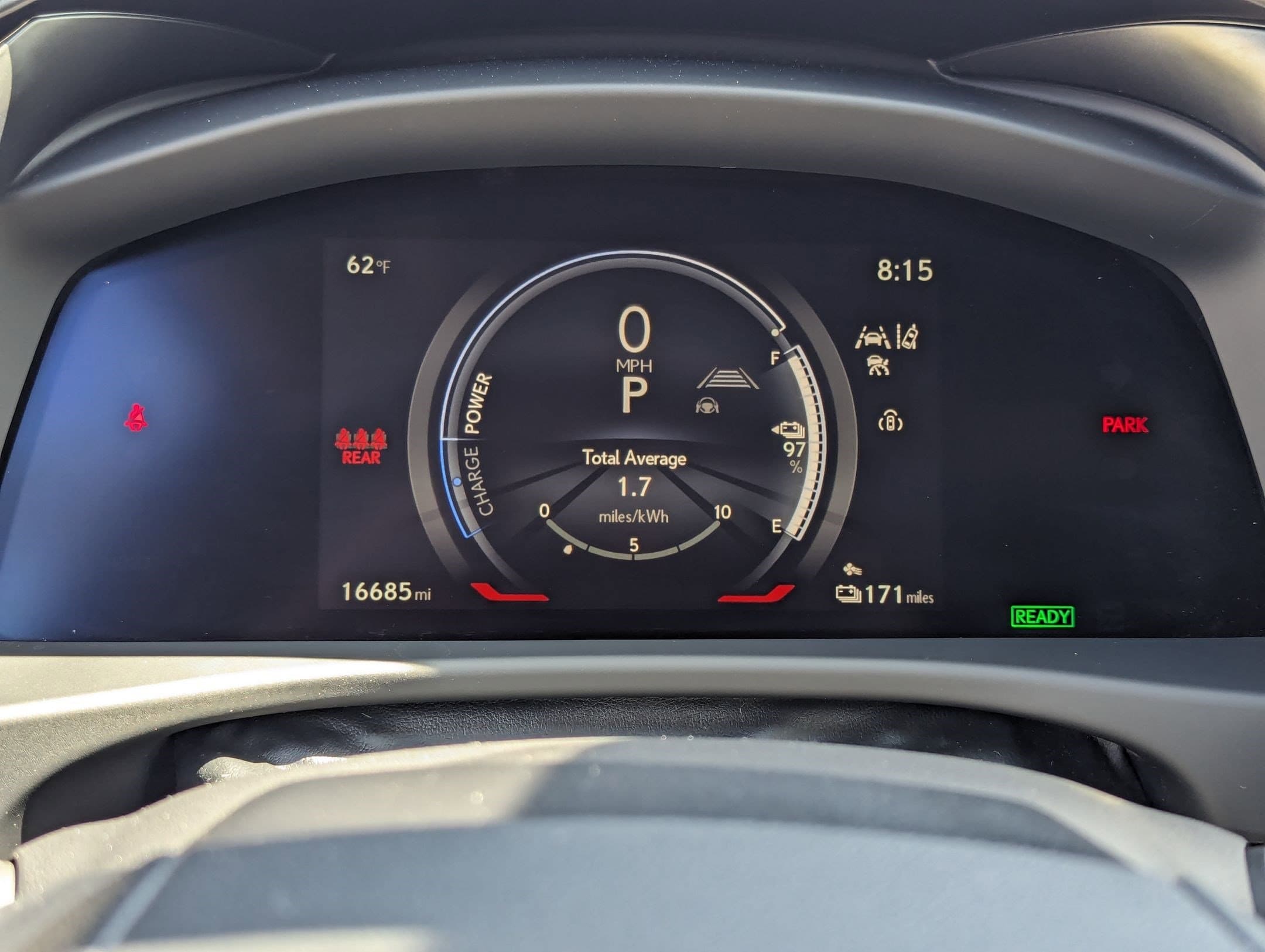 Vehicle photo 19