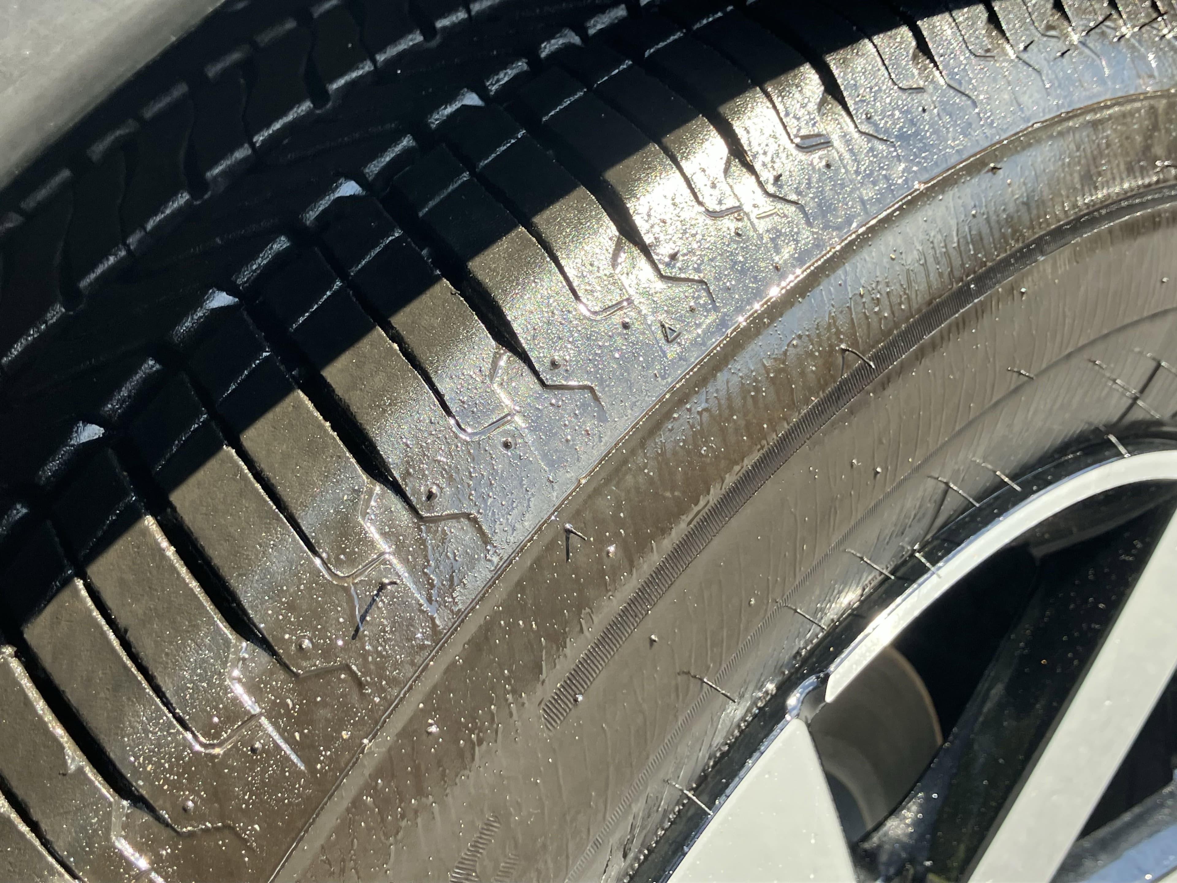 Vehicle photo 11