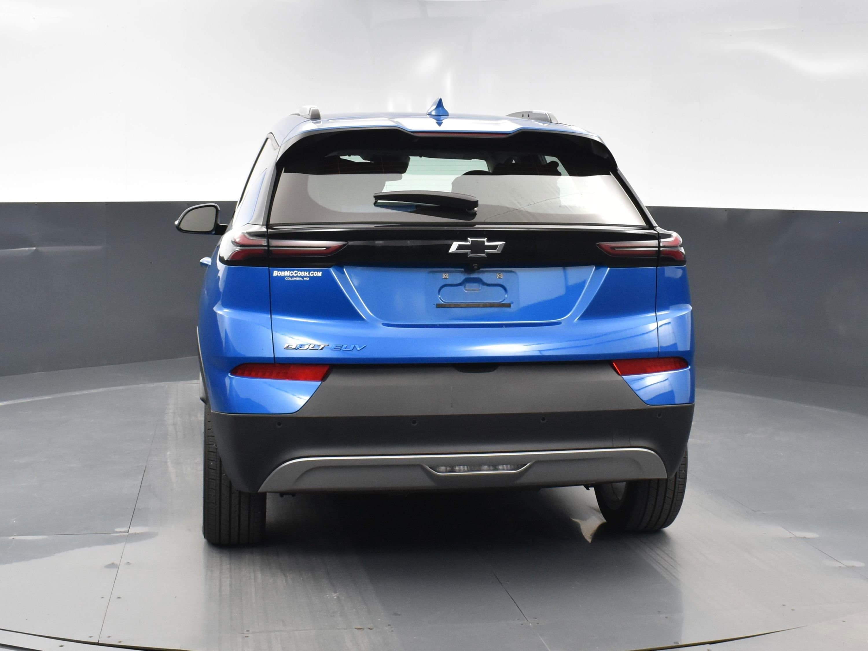Vehicle photo 6