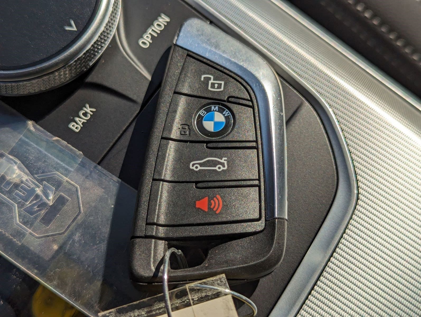 Vehicle photo 35