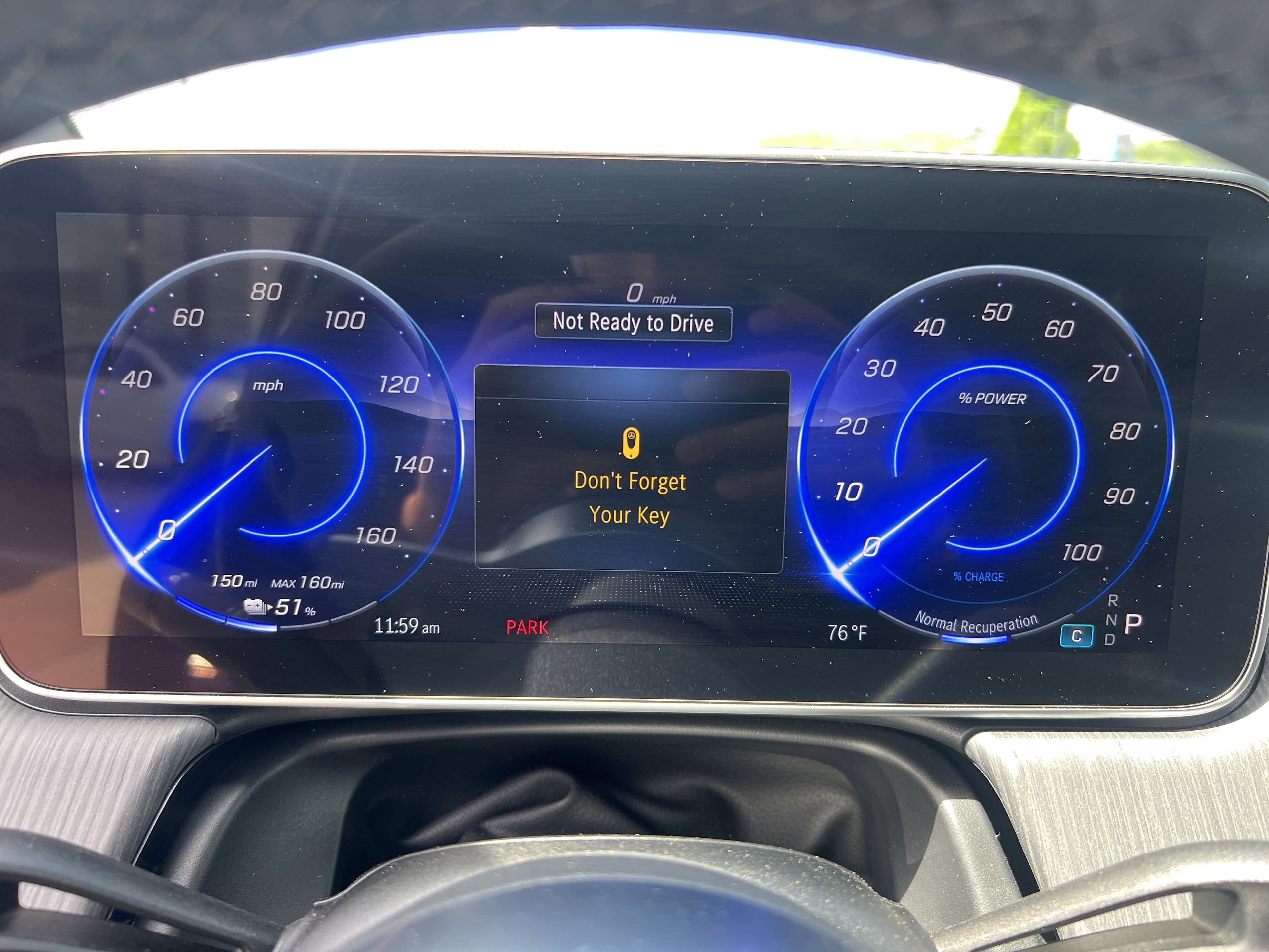 Vehicle photo 19