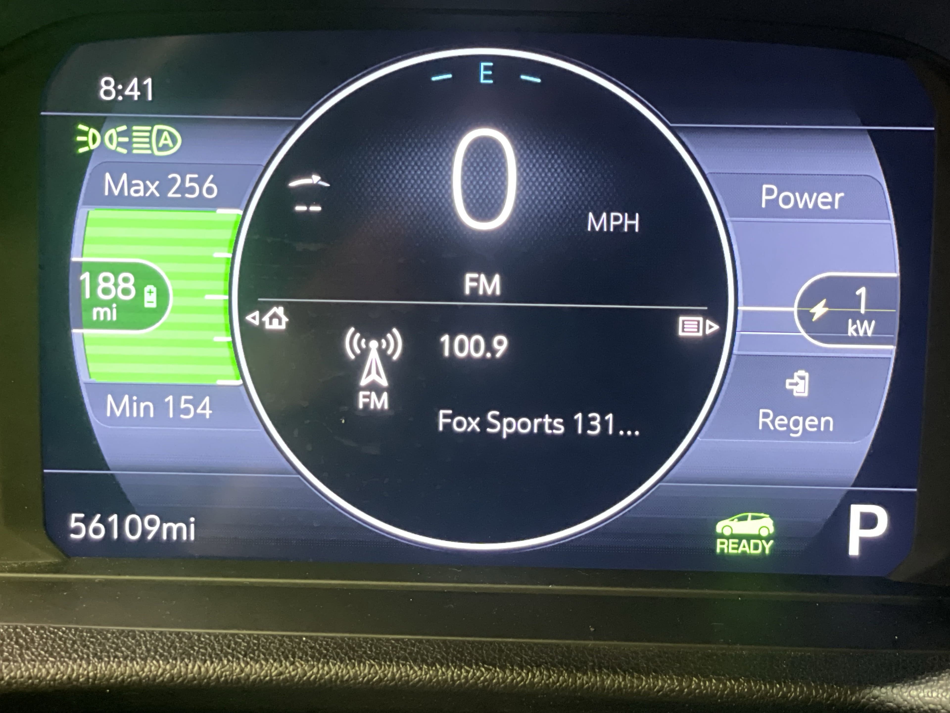 Vehicle photo 20