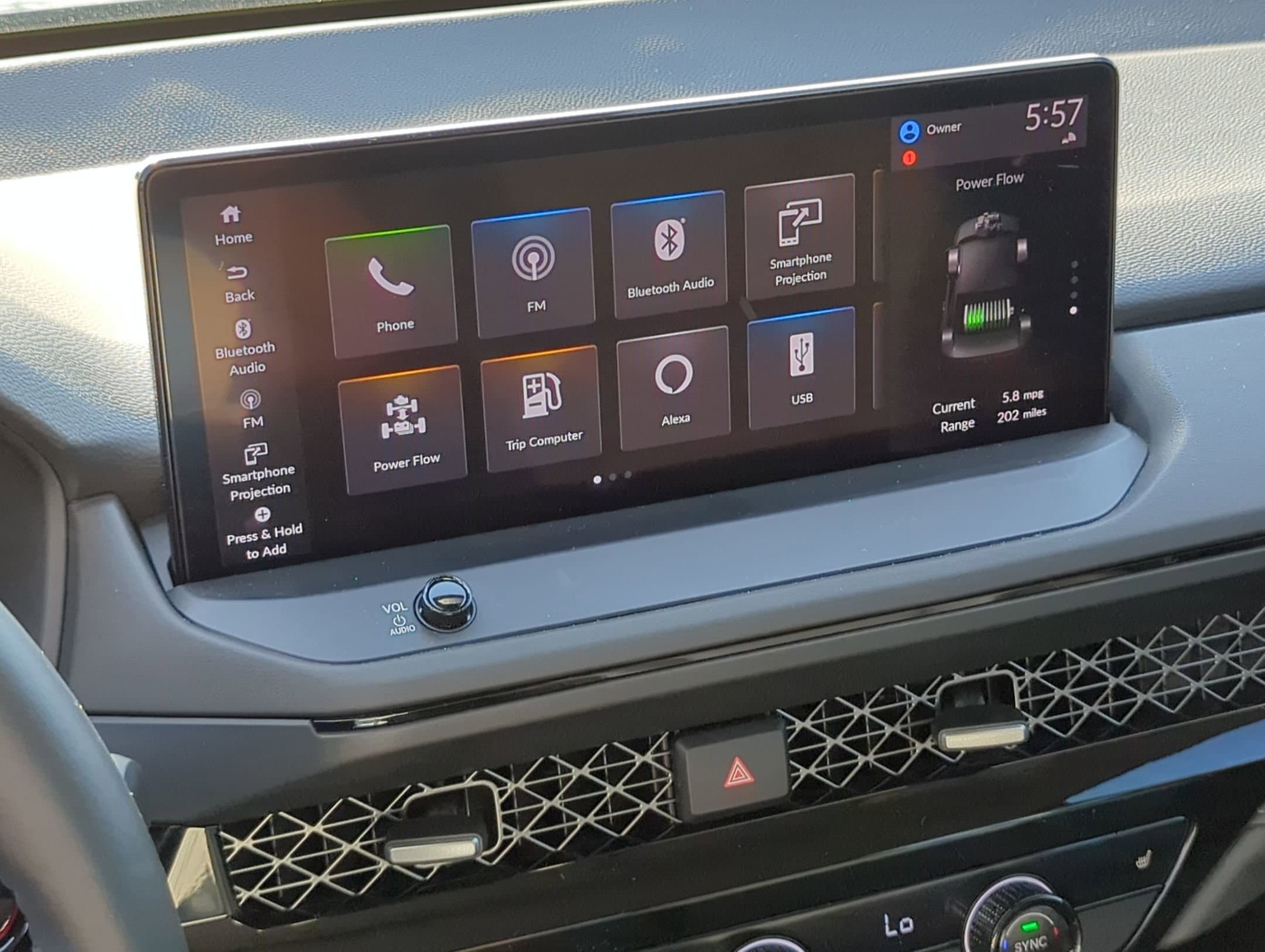 Vehicle photo 21