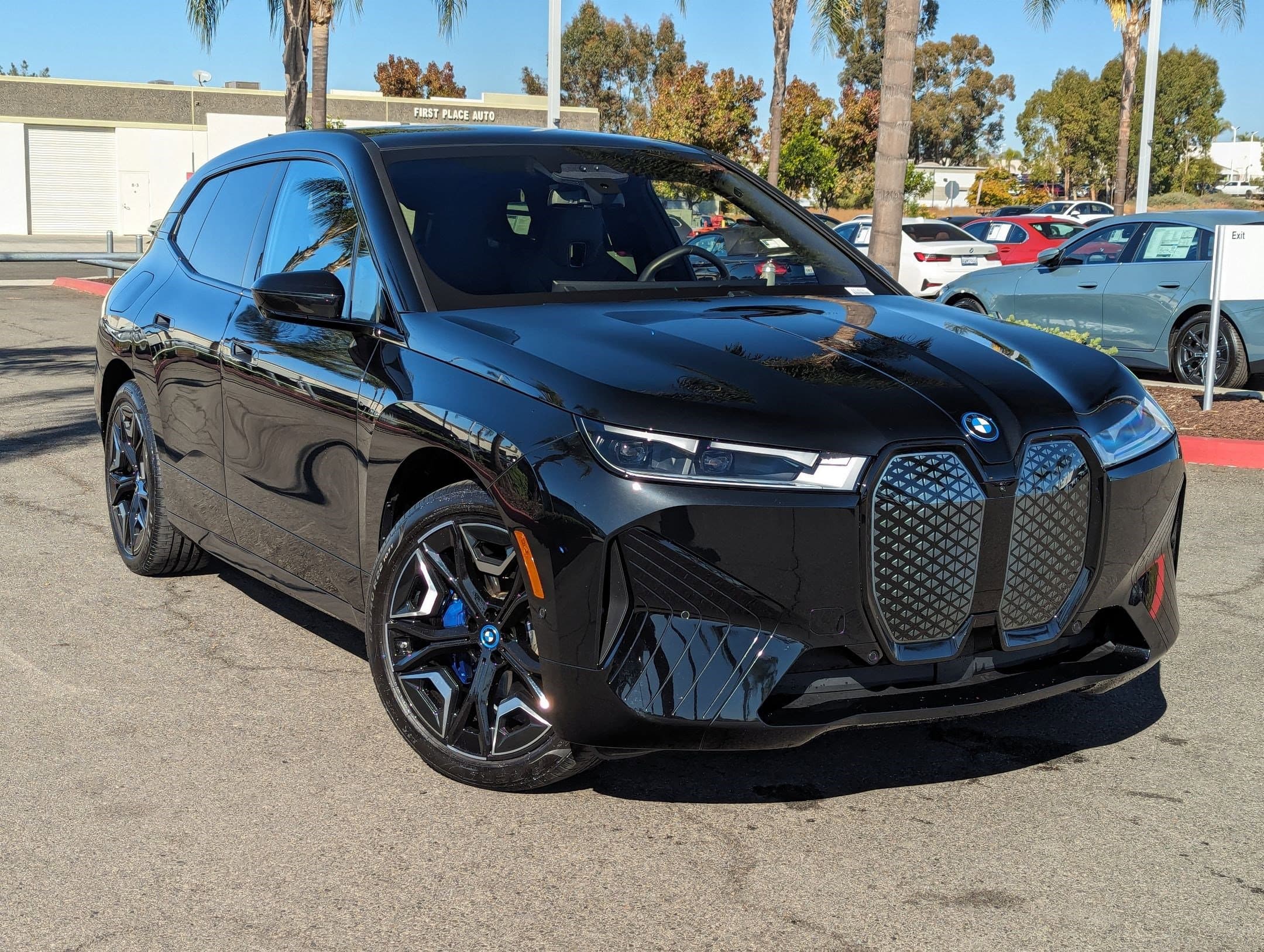 Vehicle photo 1