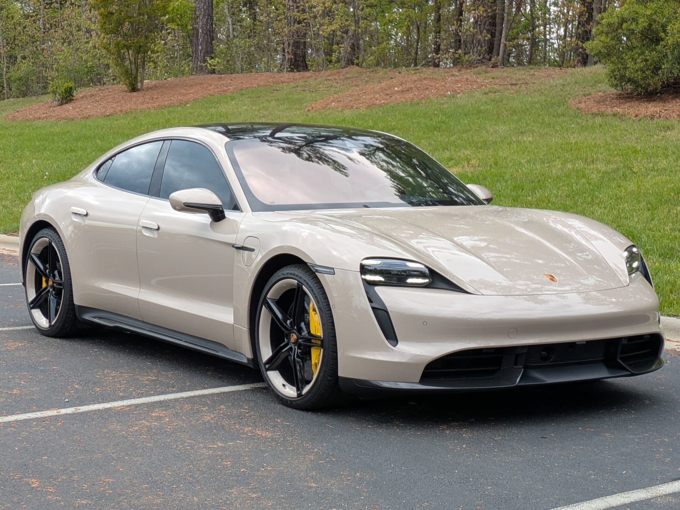 Vehicle photo 31
