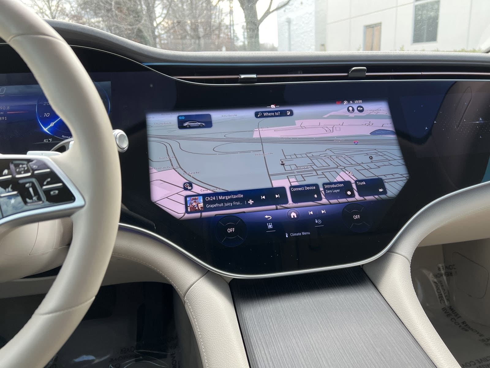 Vehicle photo 29