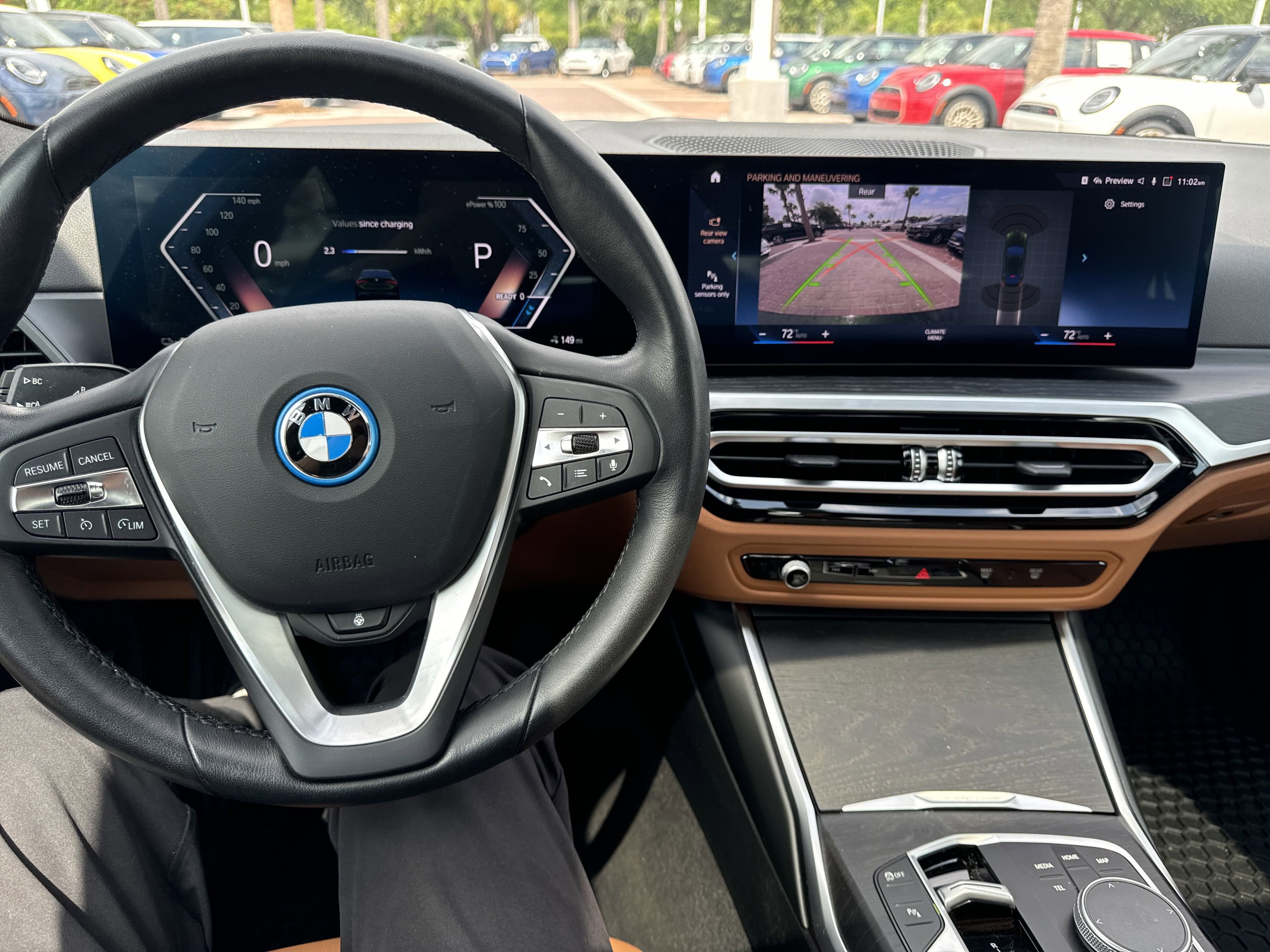 Vehicle photo 27
