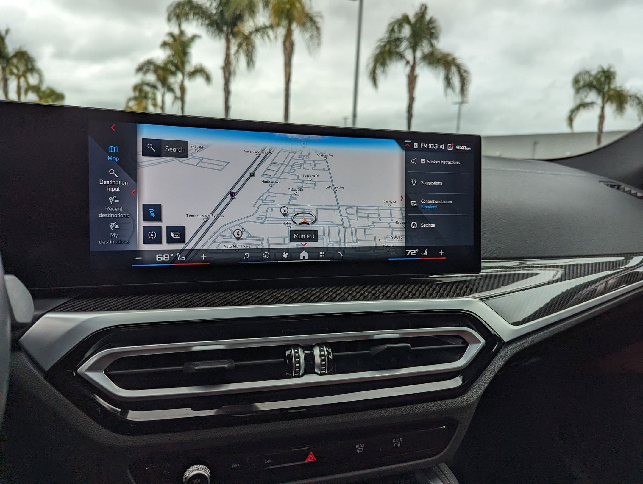 Vehicle photo 23