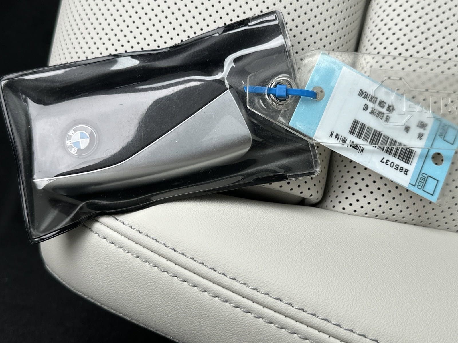 Vehicle photo 36
