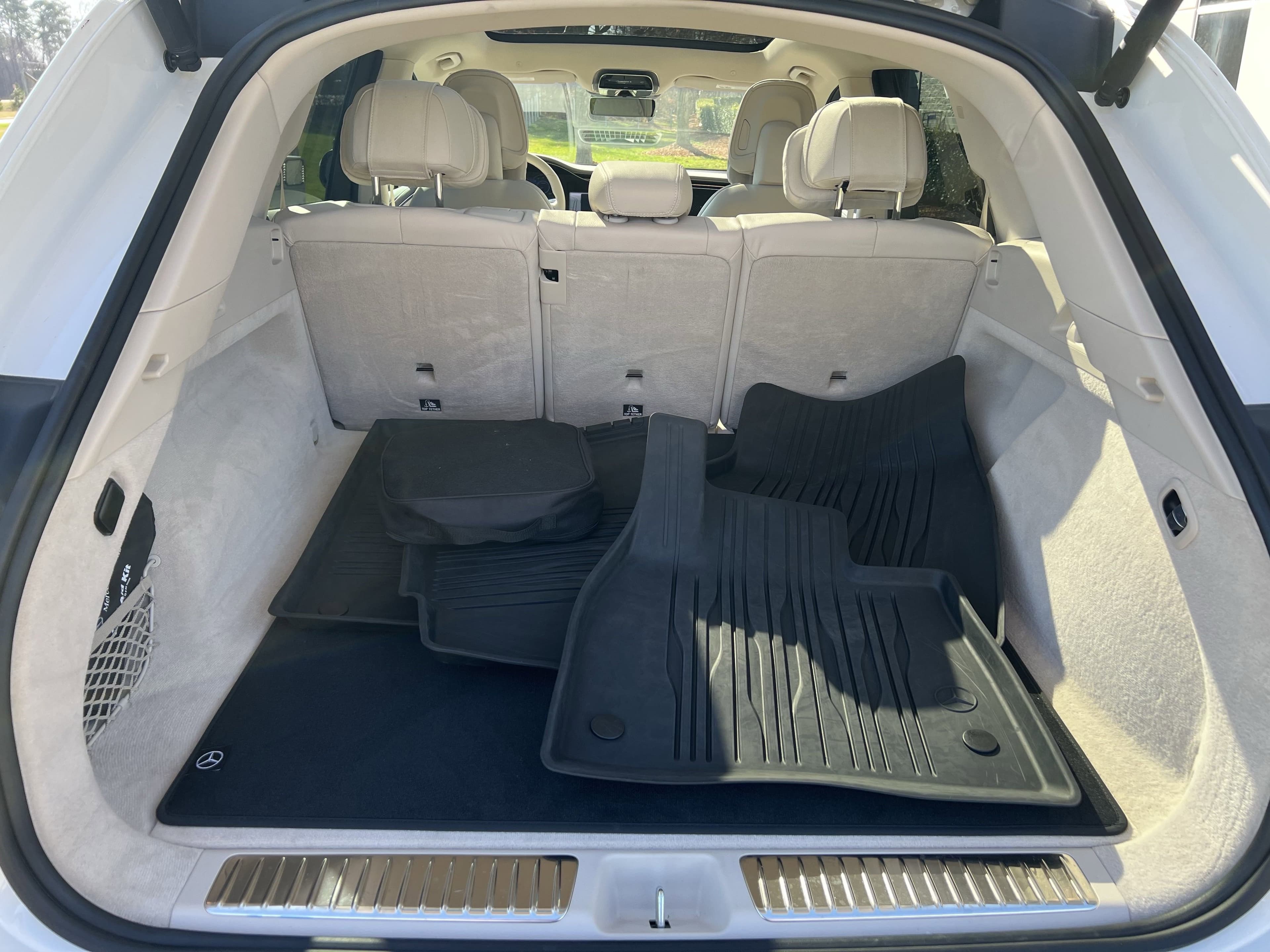 Vehicle photo 34