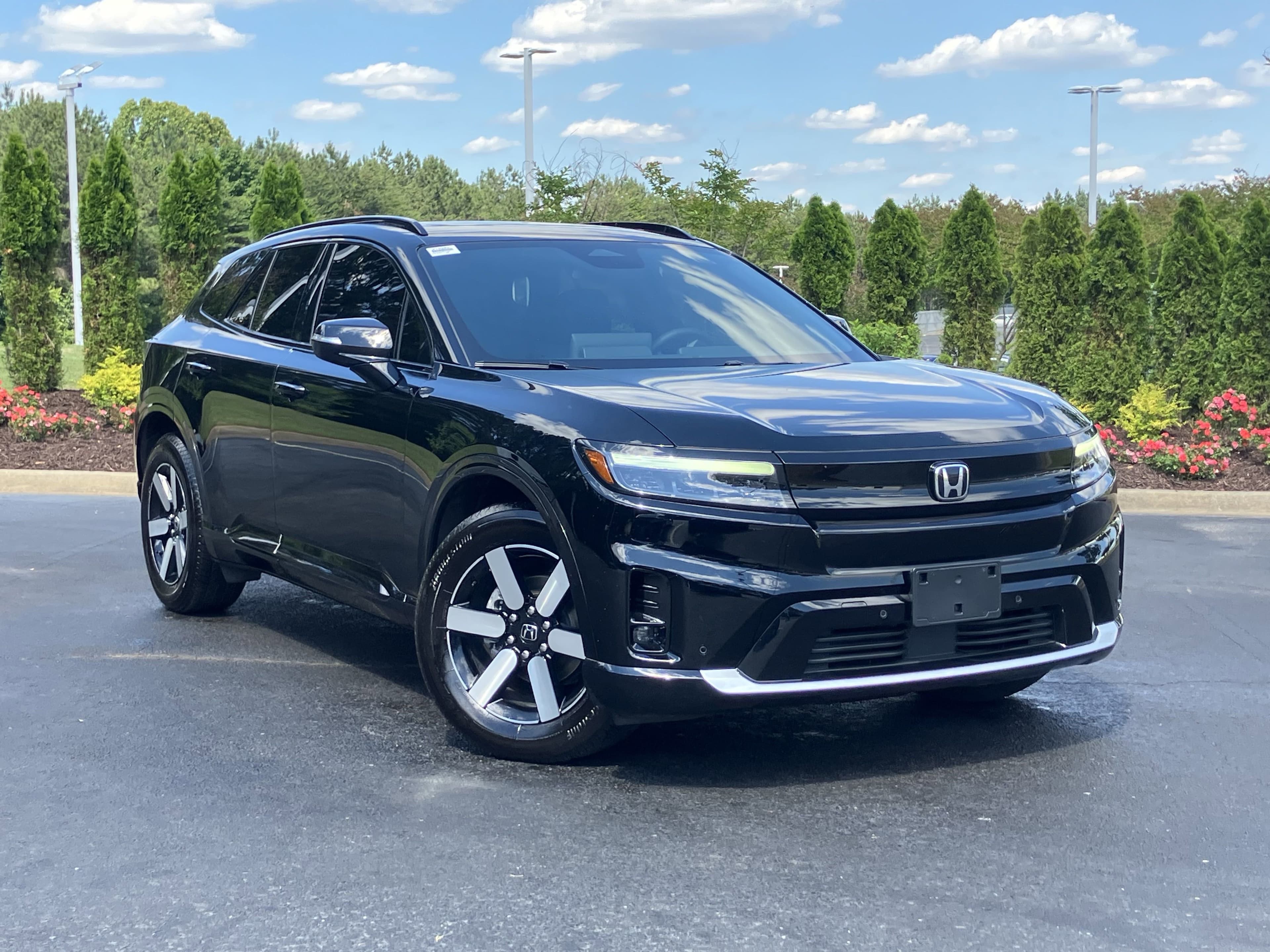 Vehicle photo 1