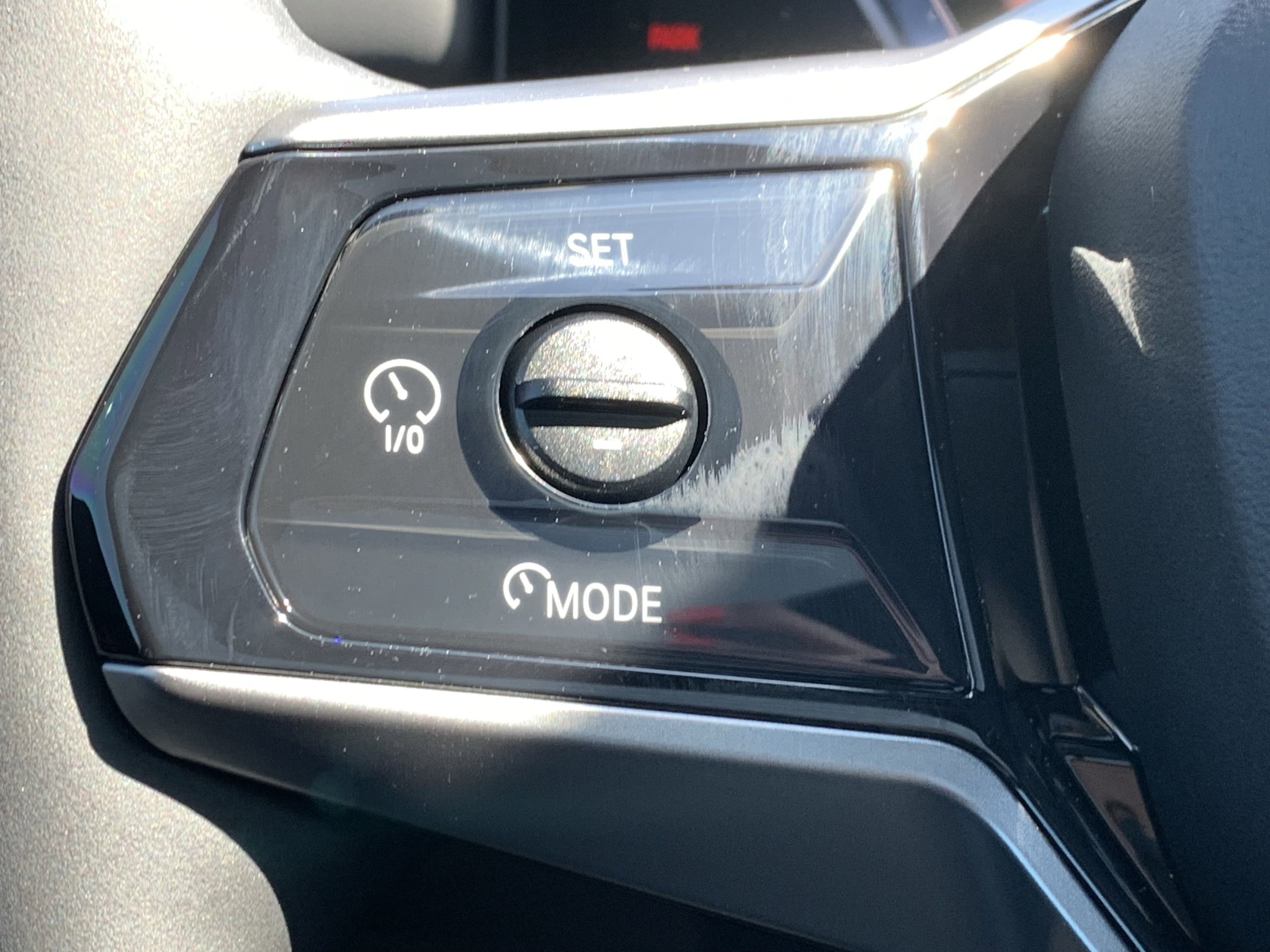 Vehicle photo 18