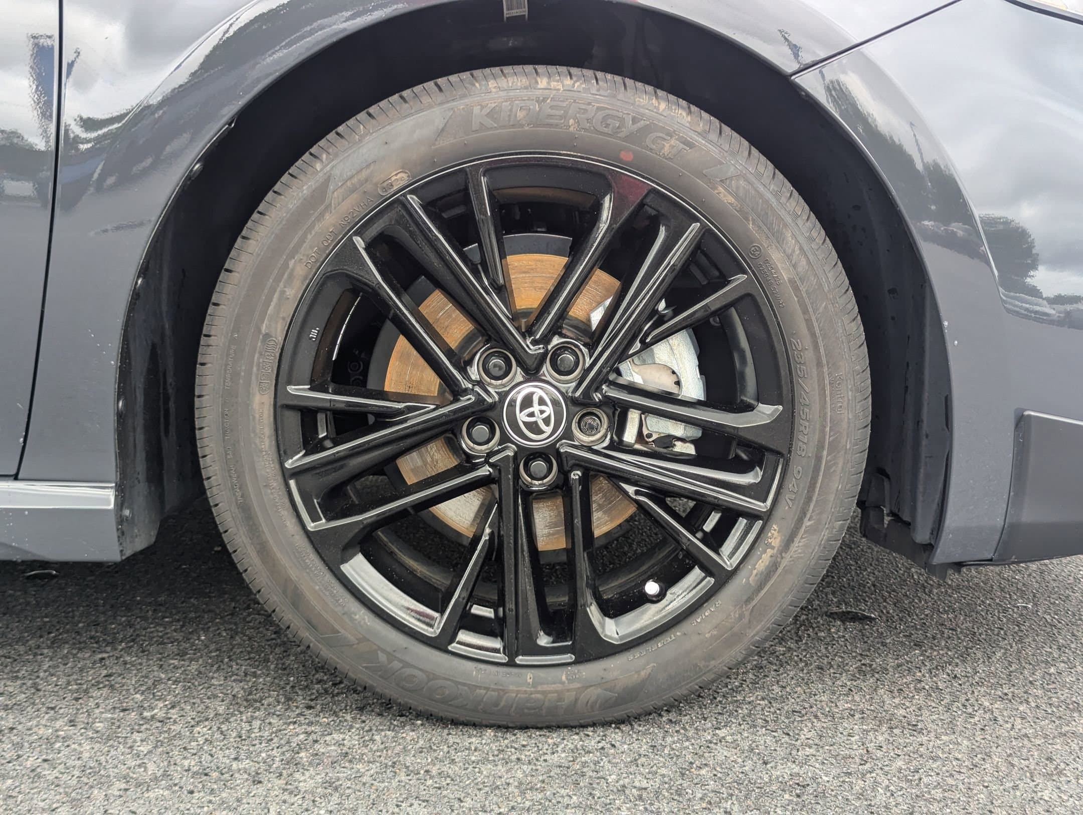 Vehicle photo 12