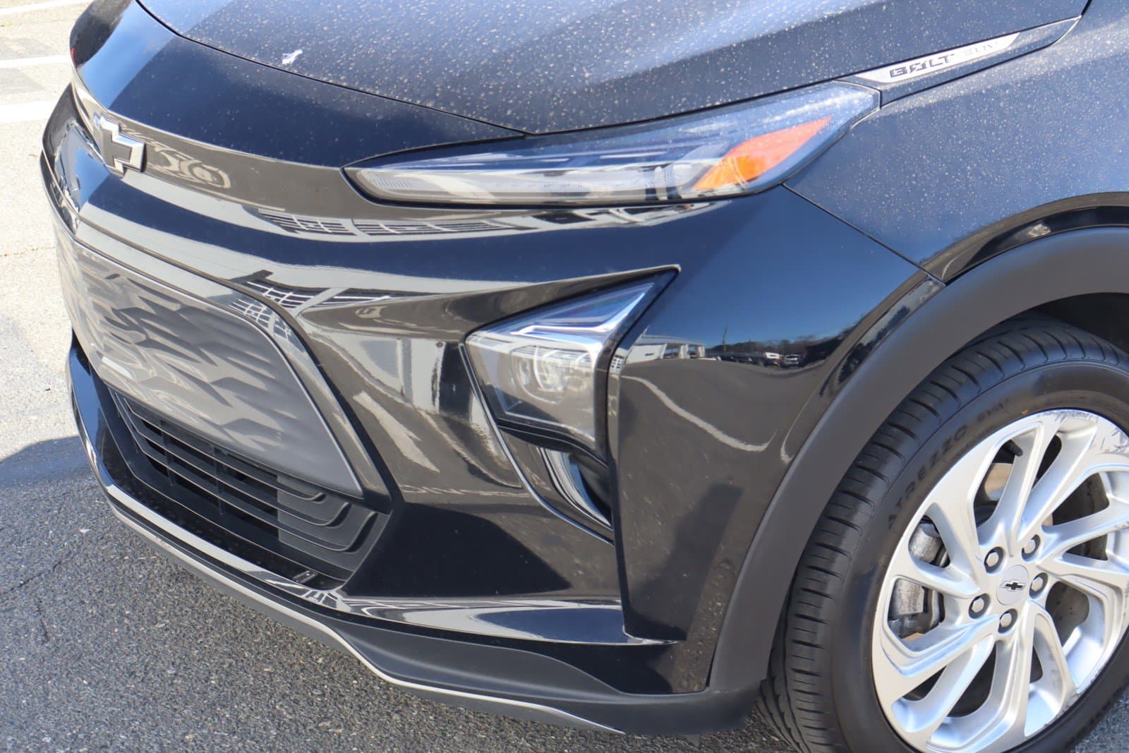 Vehicle photo 4