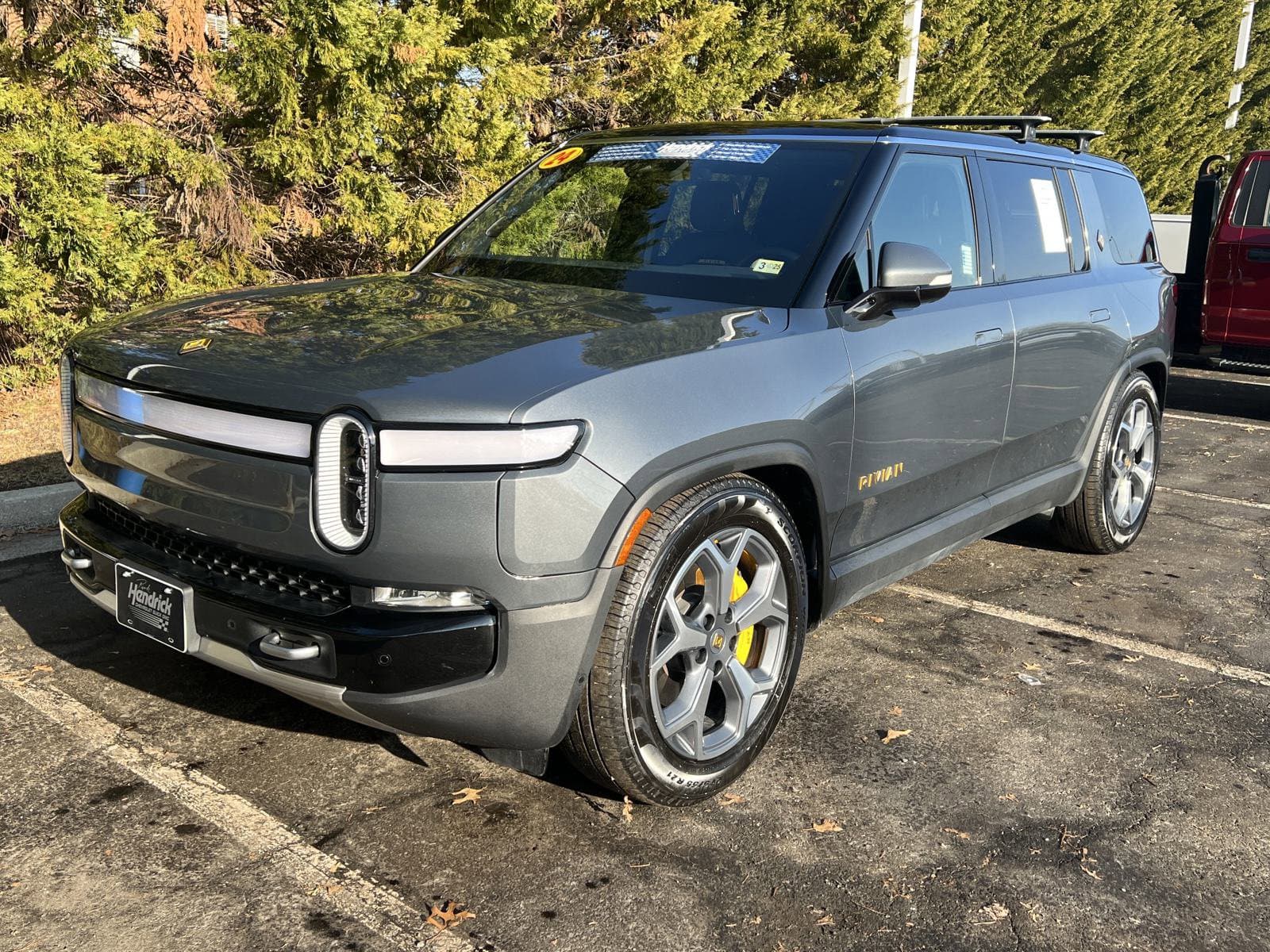 Vehicle photo 3
