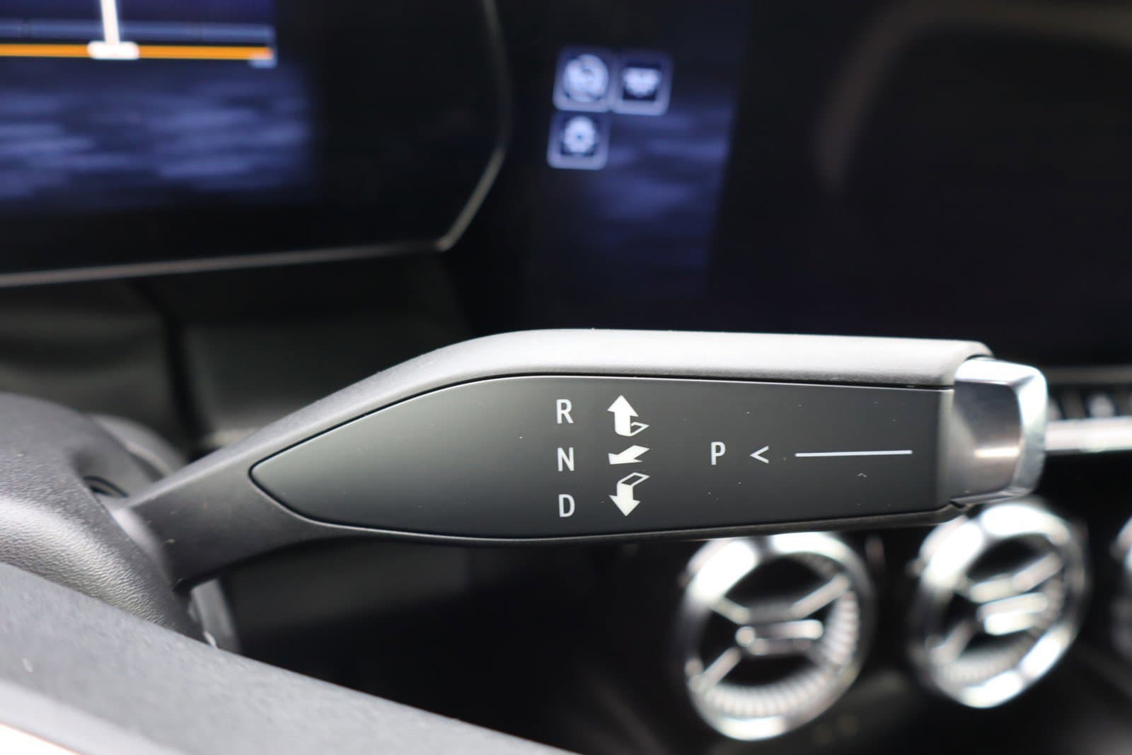Vehicle photo 22