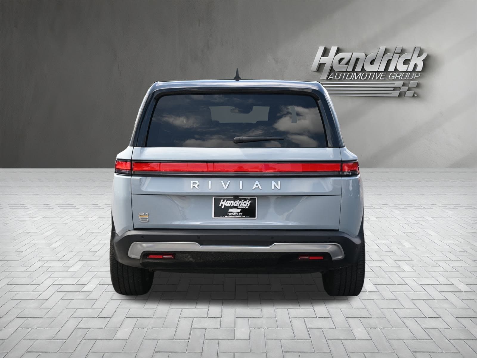 Vehicle photo 7