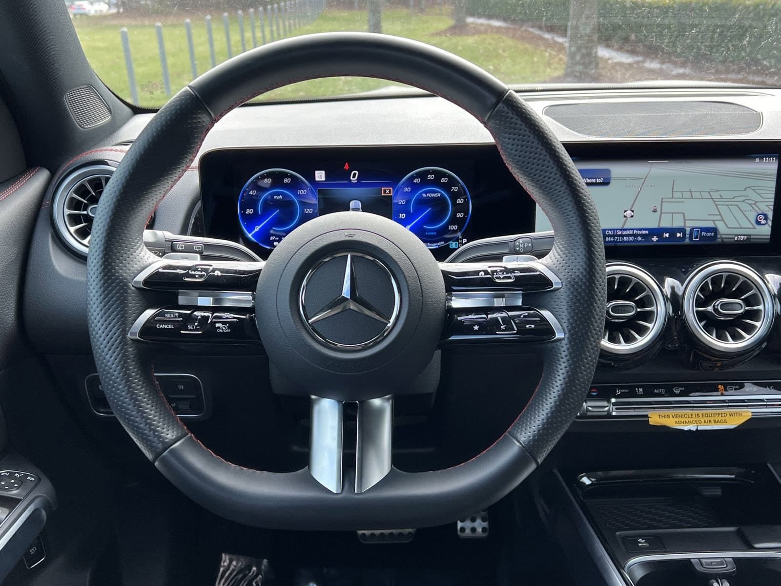 Vehicle photo 16