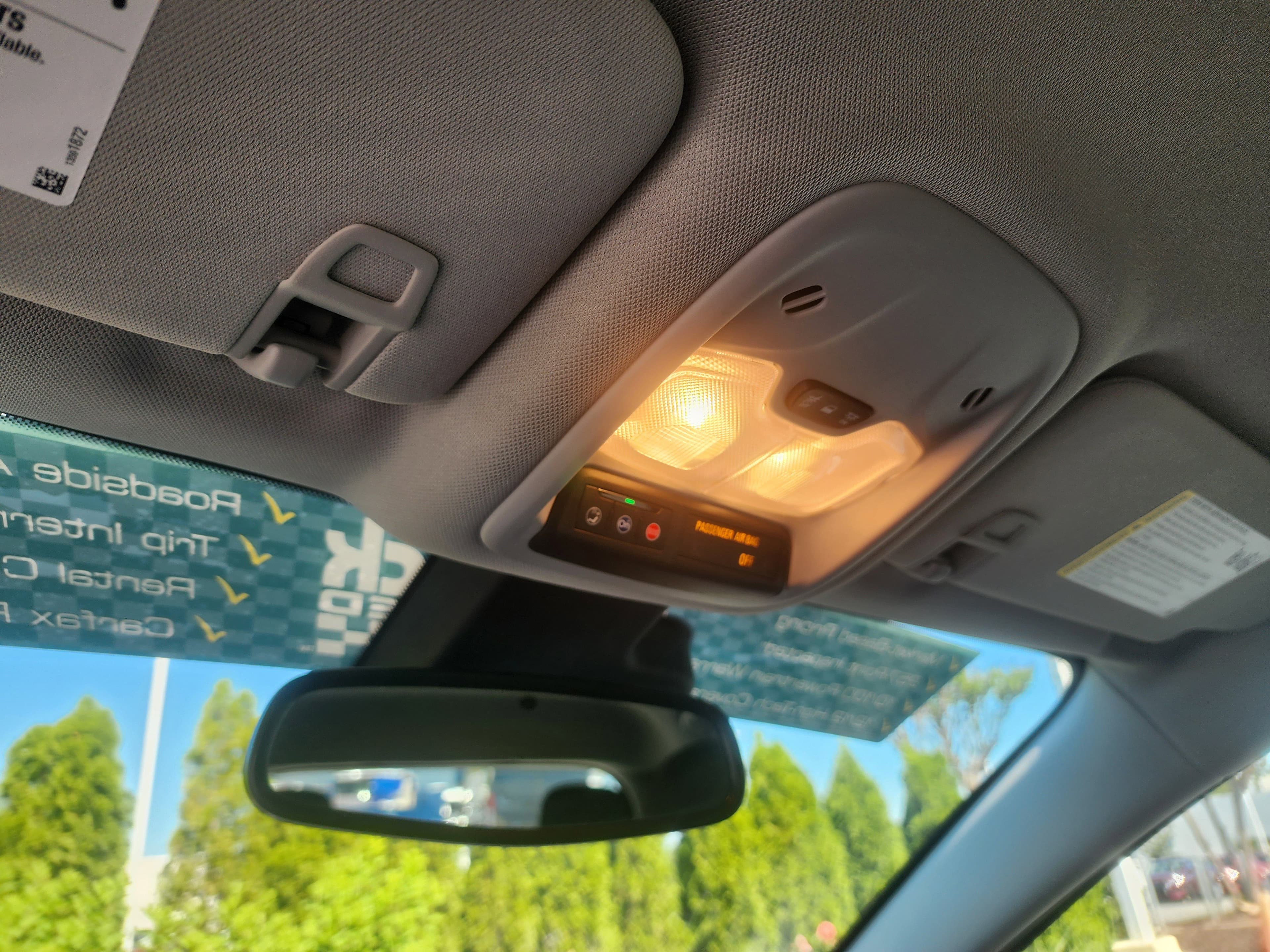Vehicle photo 34
