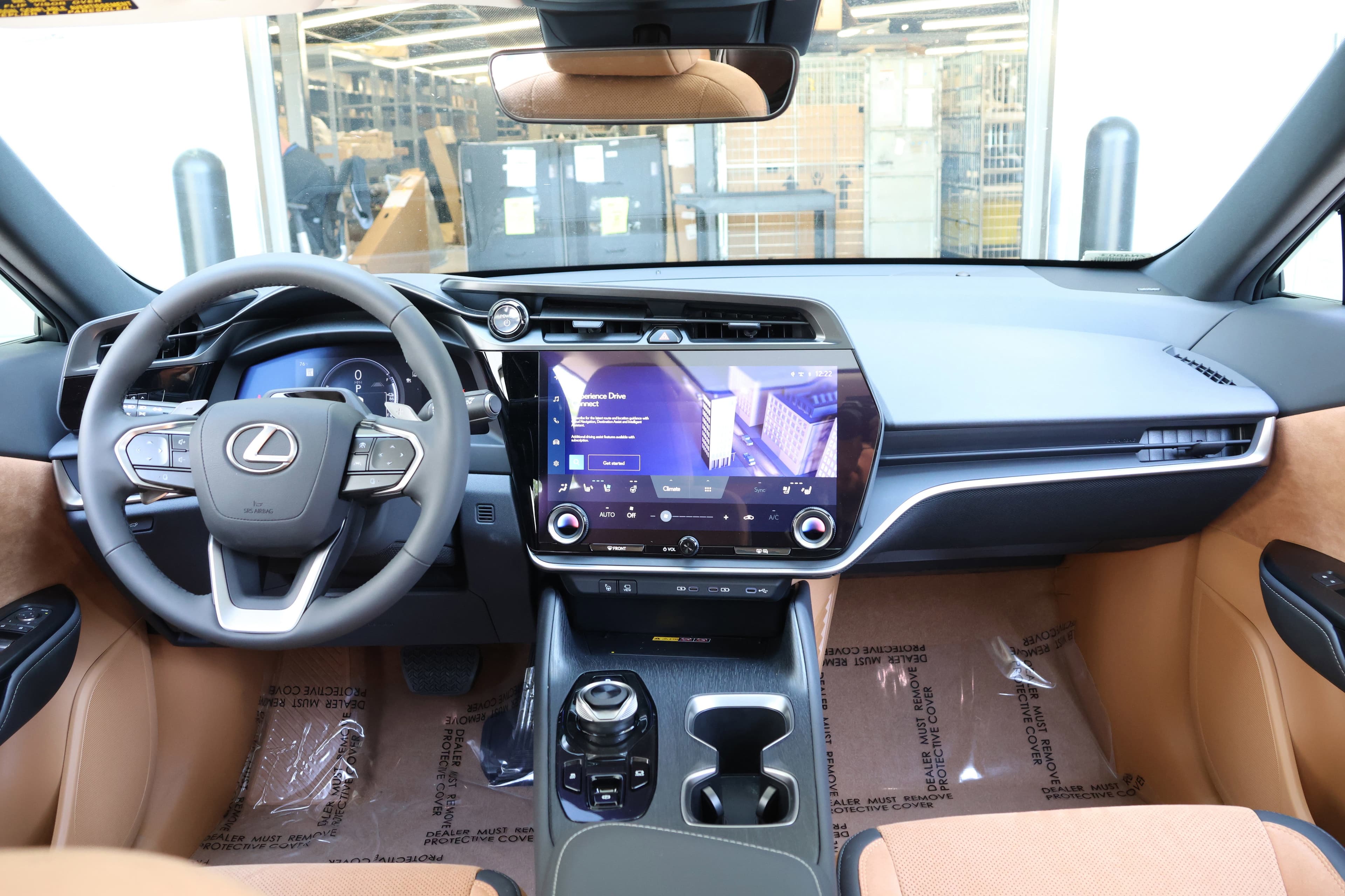 Vehicle photo 19