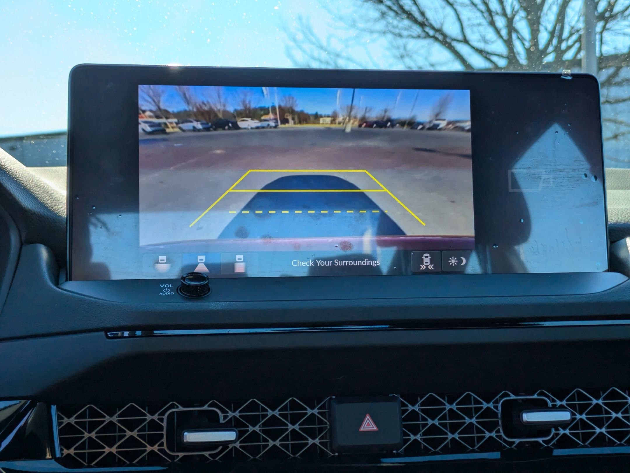 Vehicle photo 22