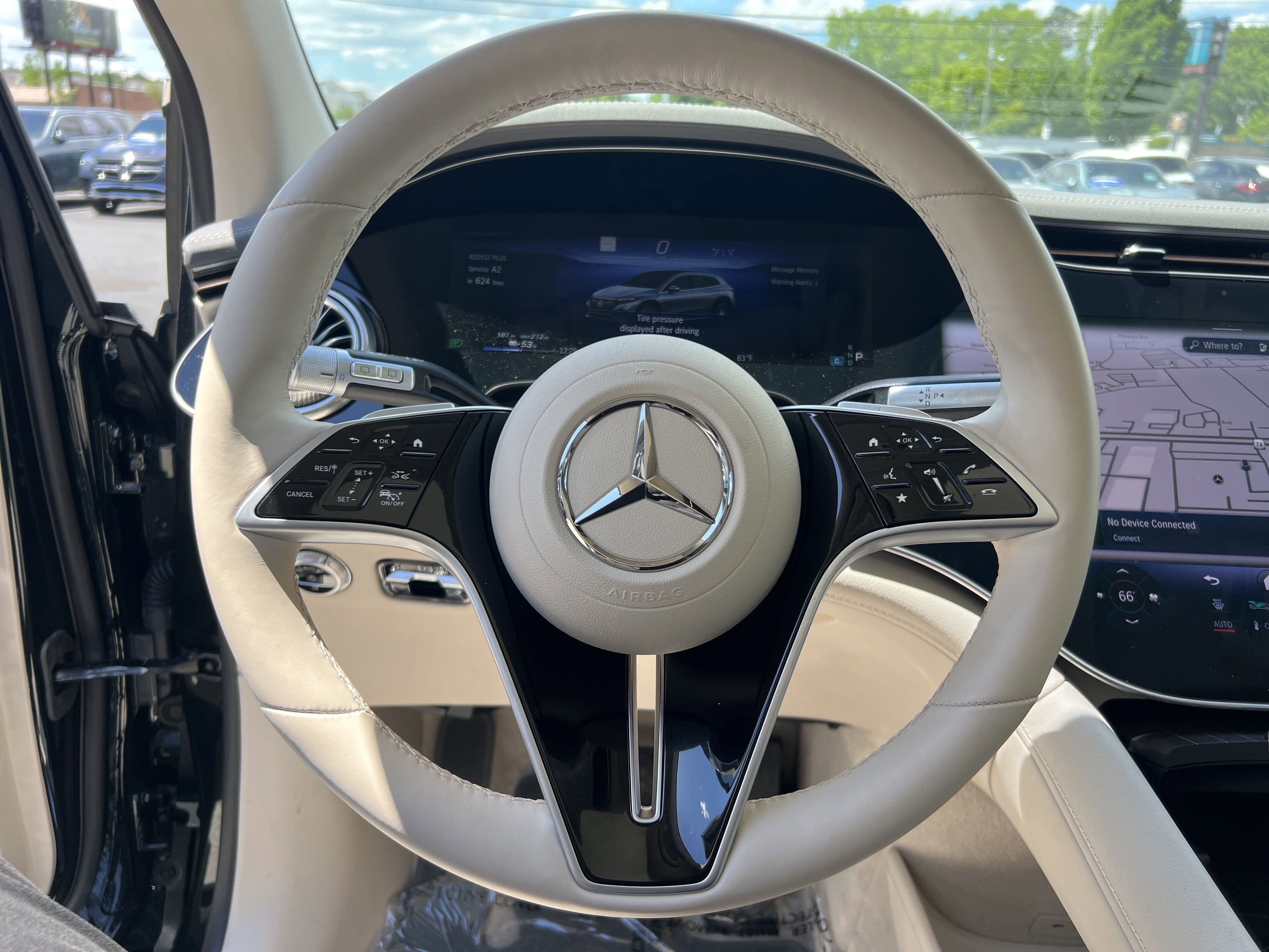 Vehicle photo 16