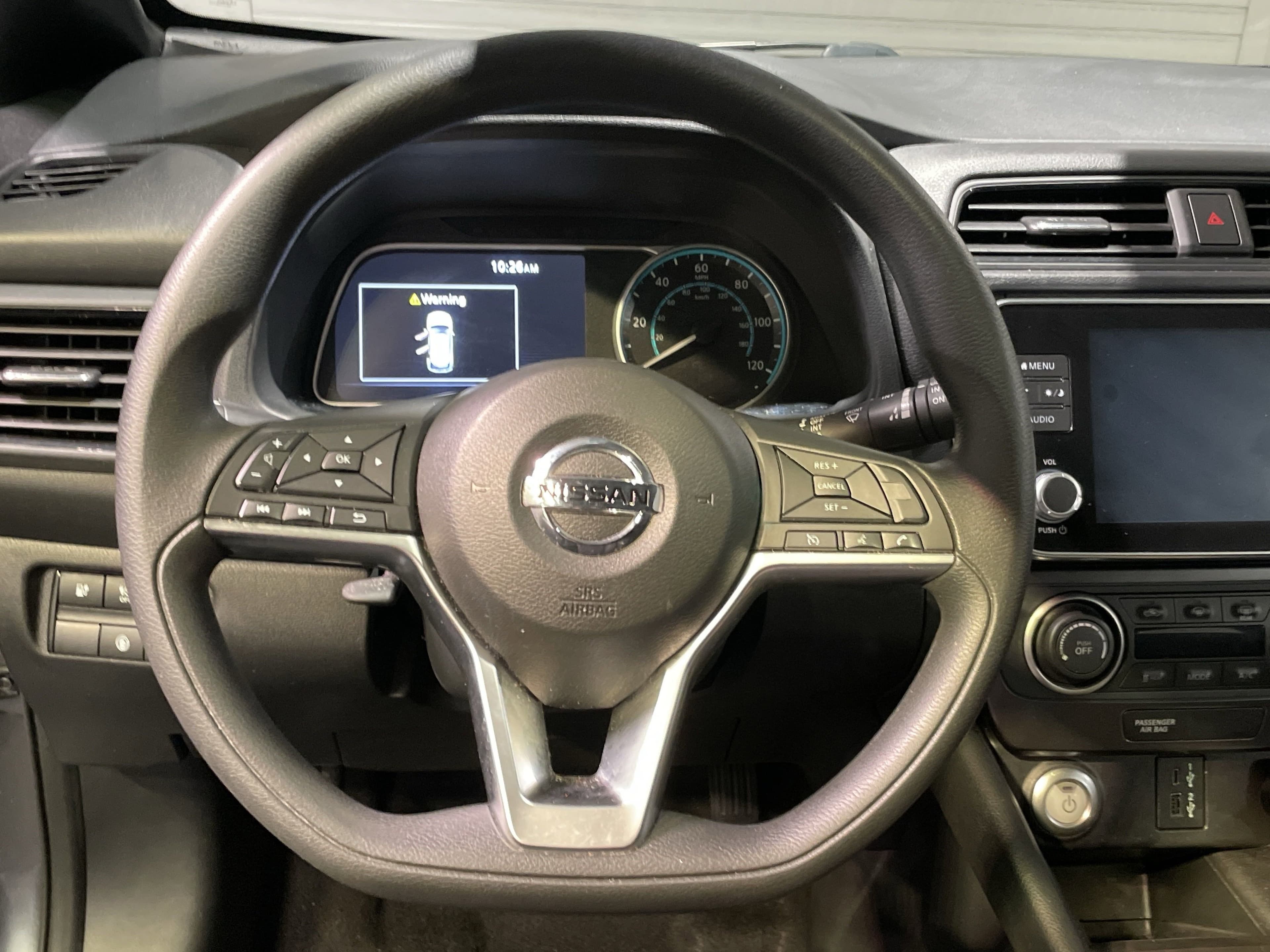 Vehicle photo 16